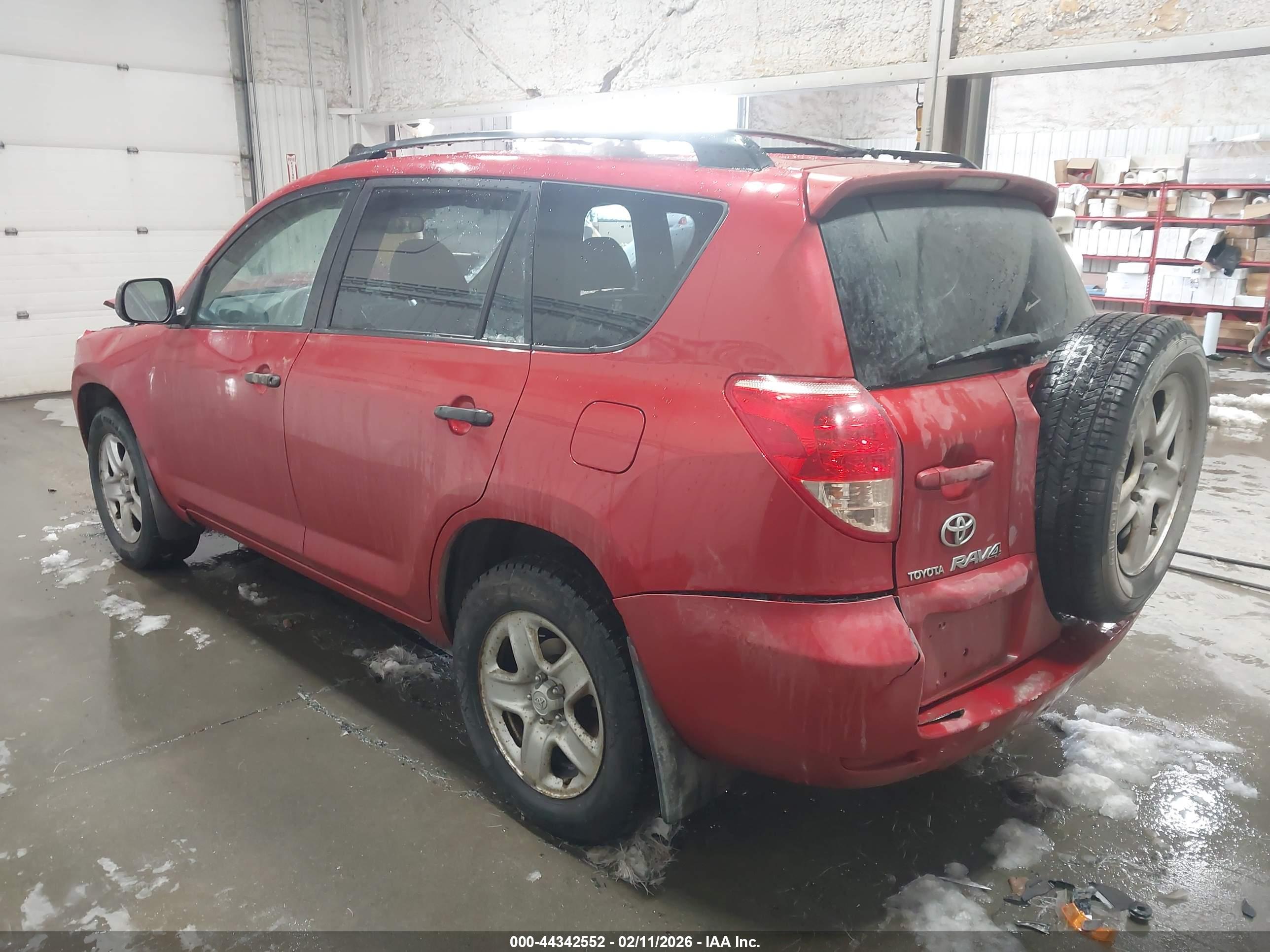 TOYOTA RAV4 image 3