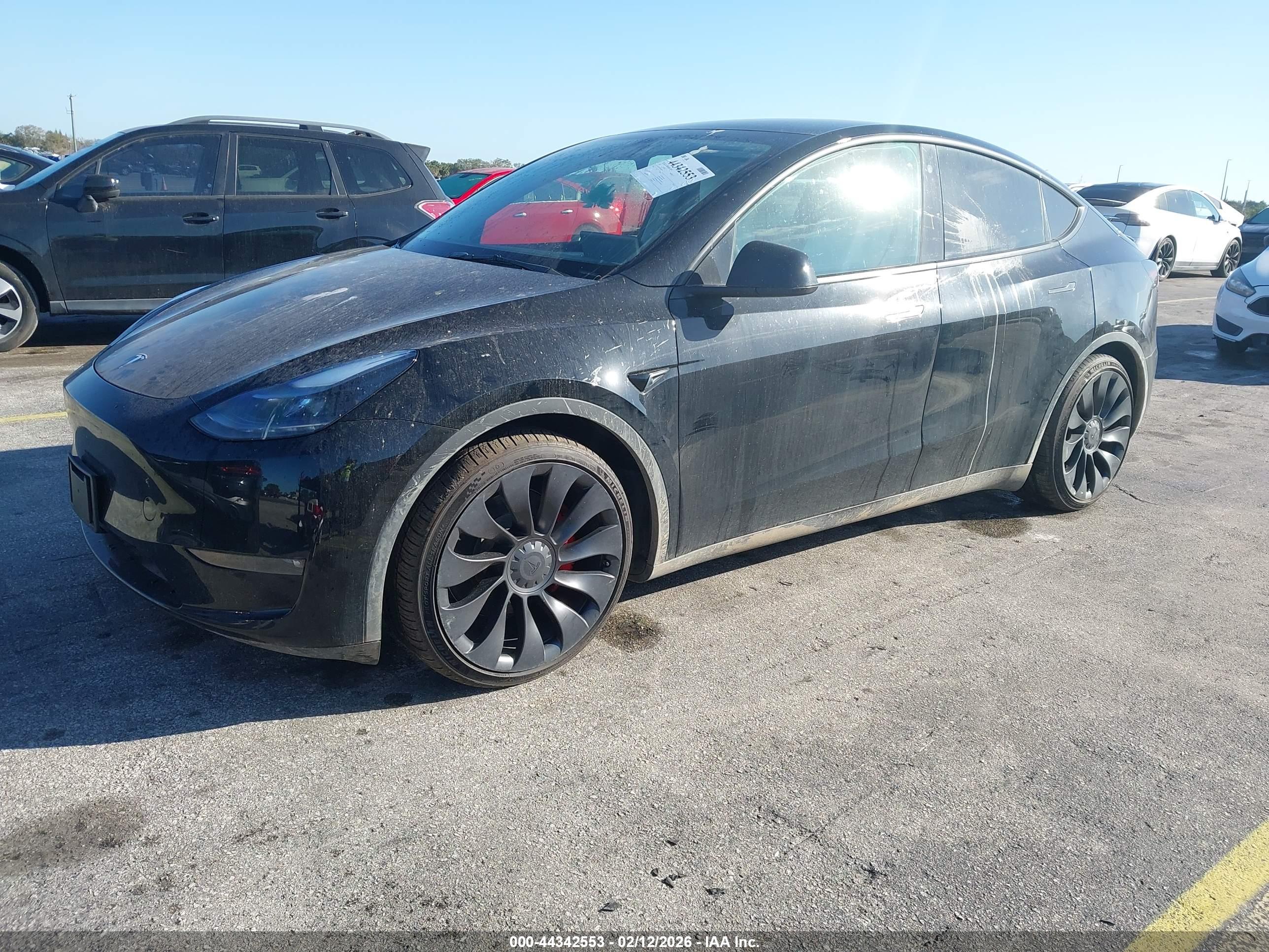 TESLA MODEL image 2