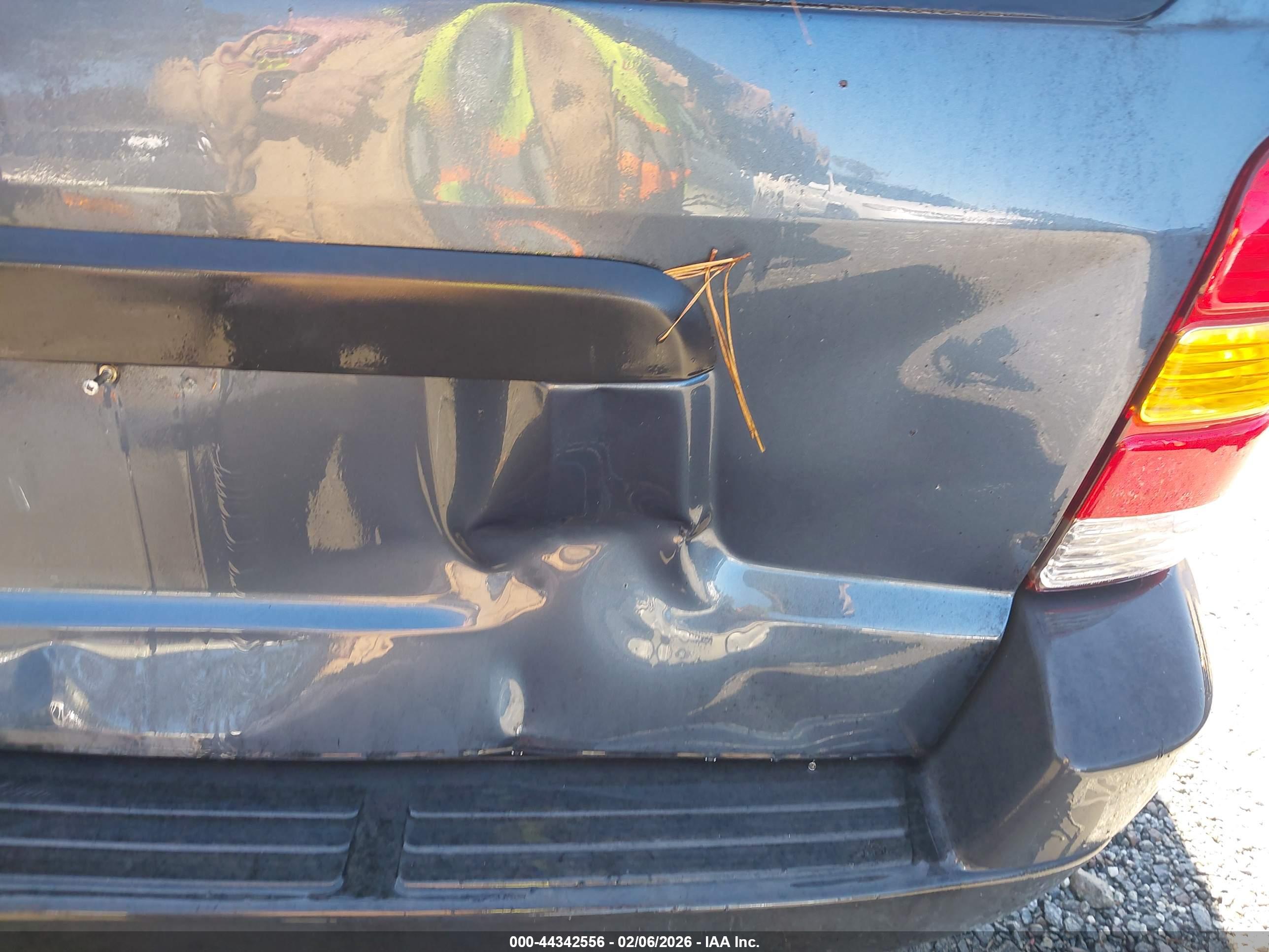 FORD ESCAPE image 6