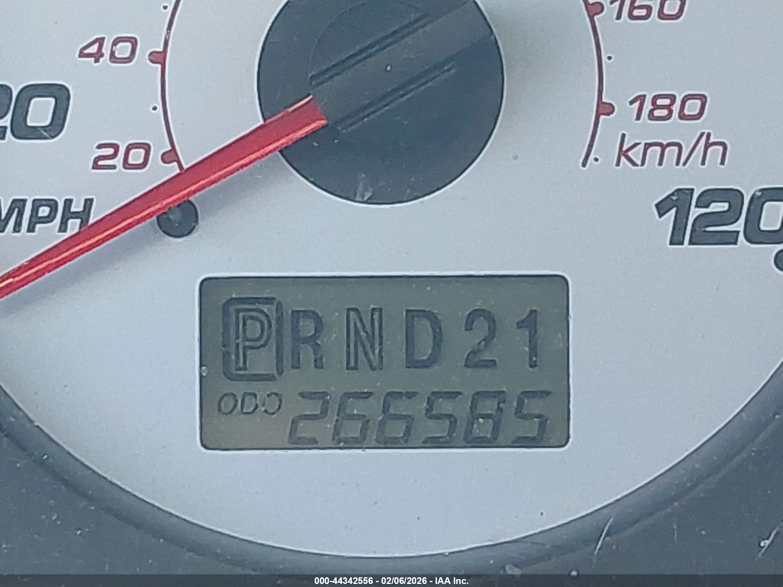 FORD ESCAPE image 7