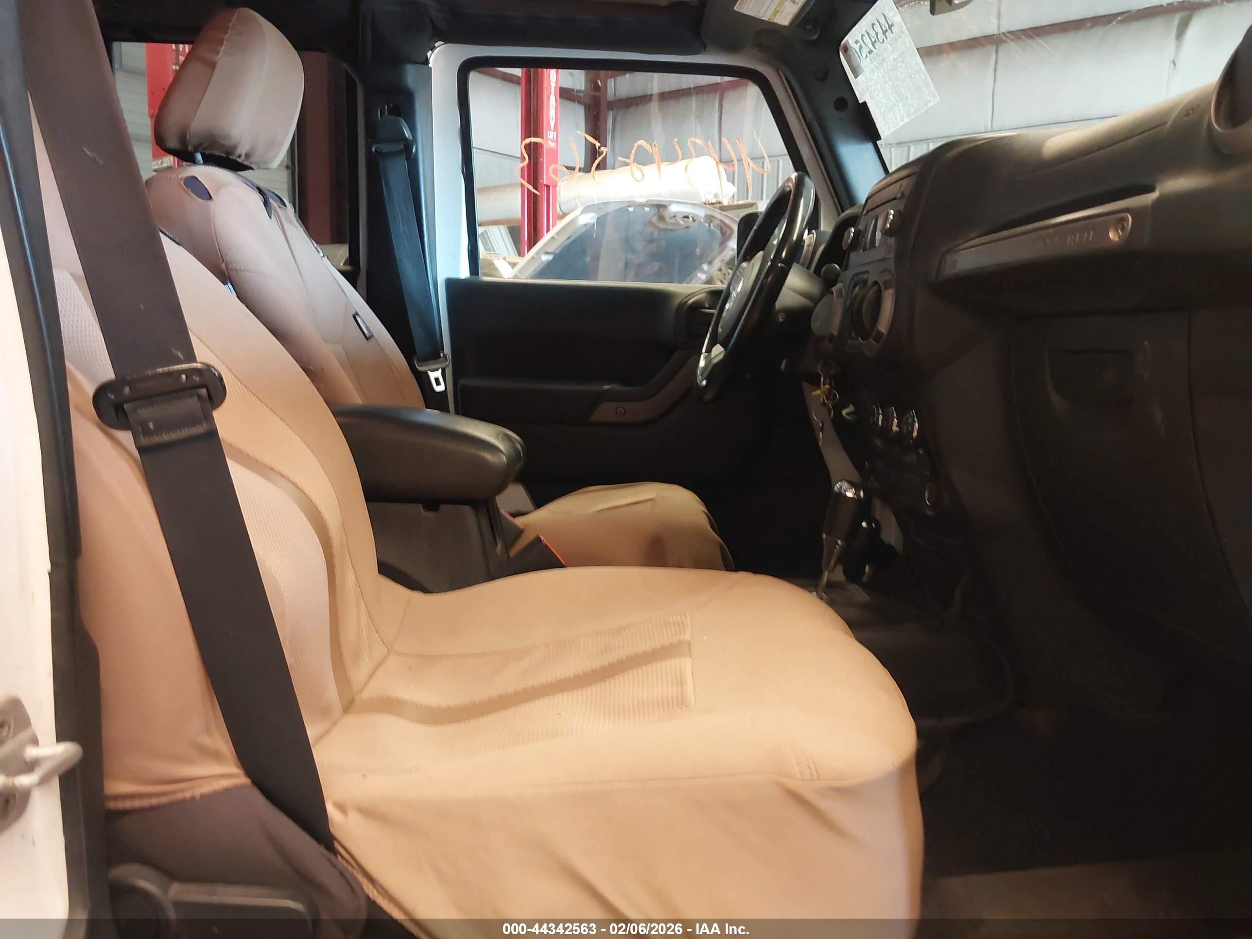 JEEP WRANGLER image 5