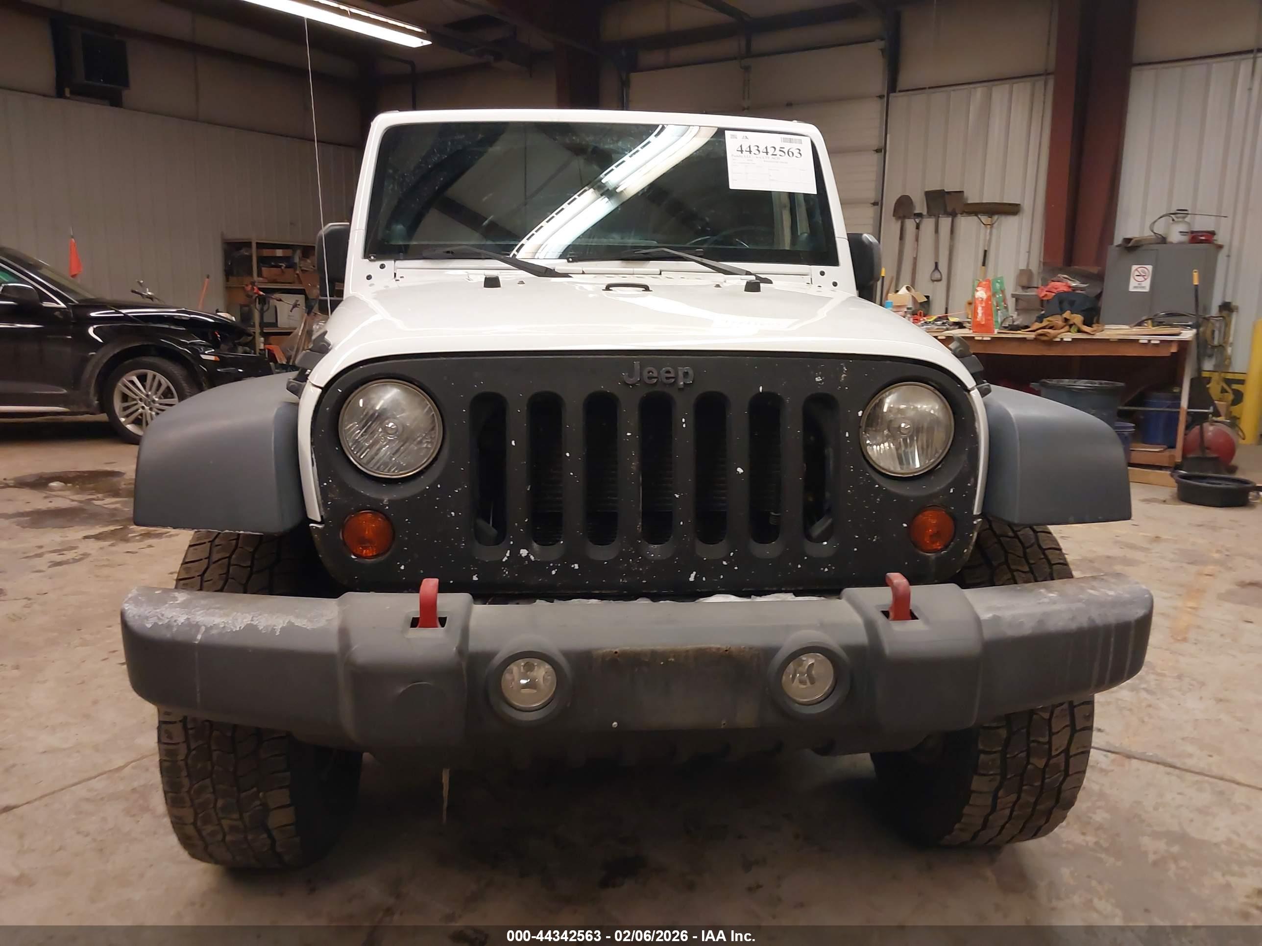 JEEP WRANGLER image 6