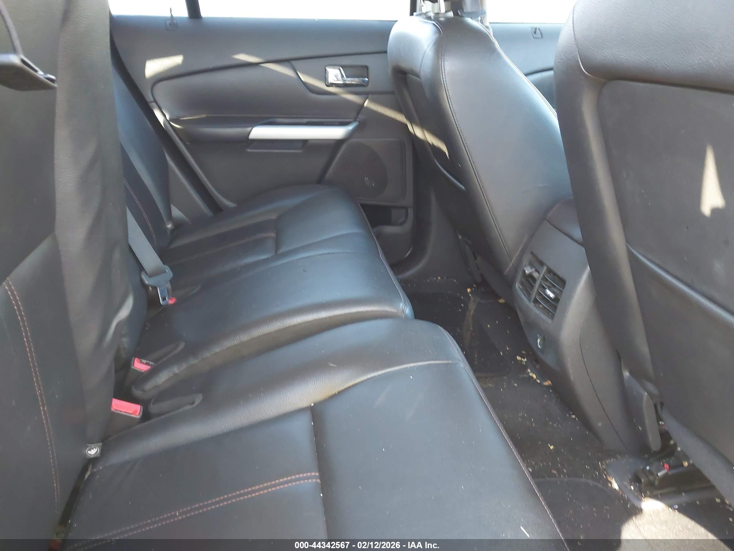 FORD EDGE image 8