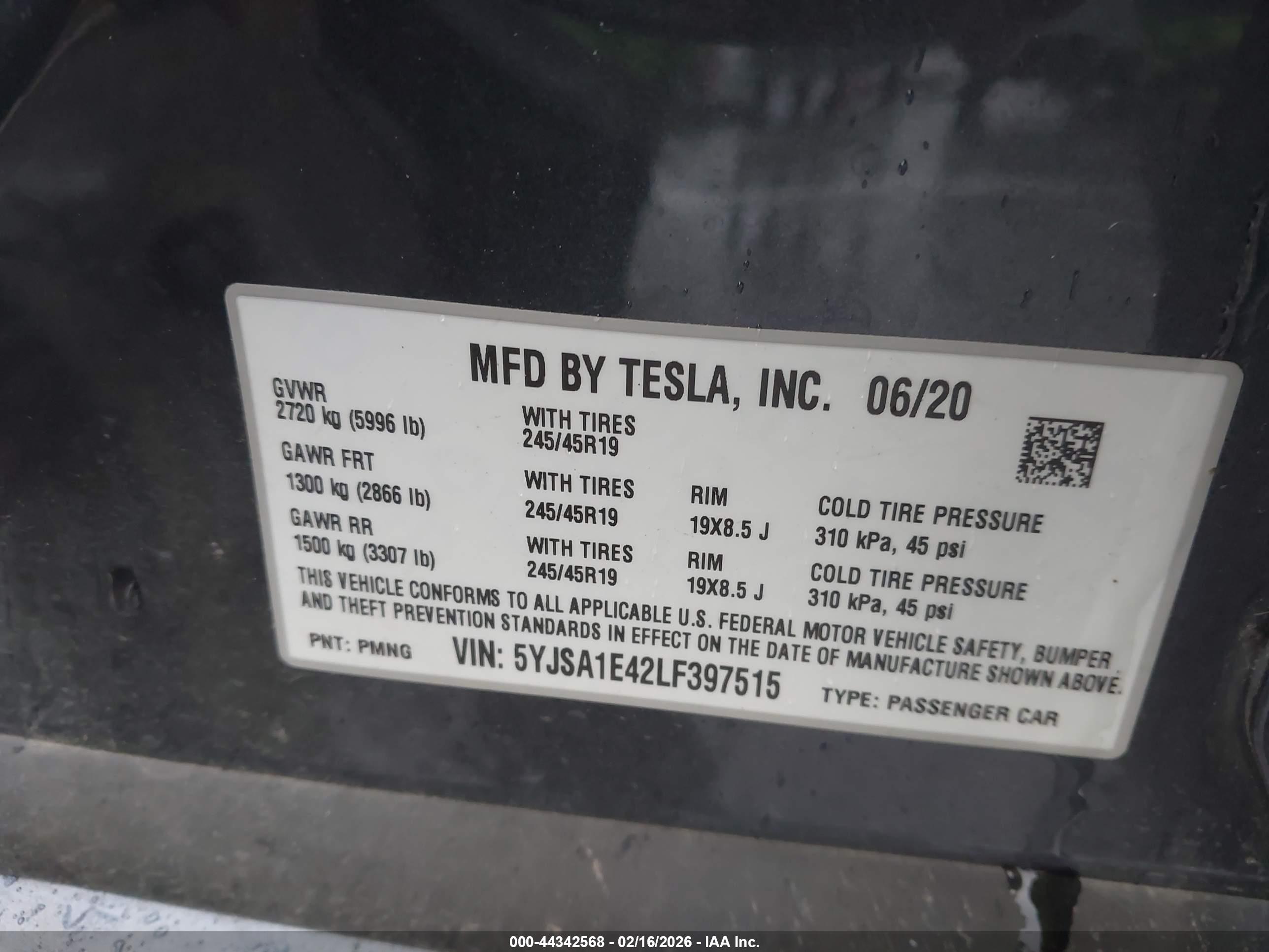 TESLA MODEL image 9