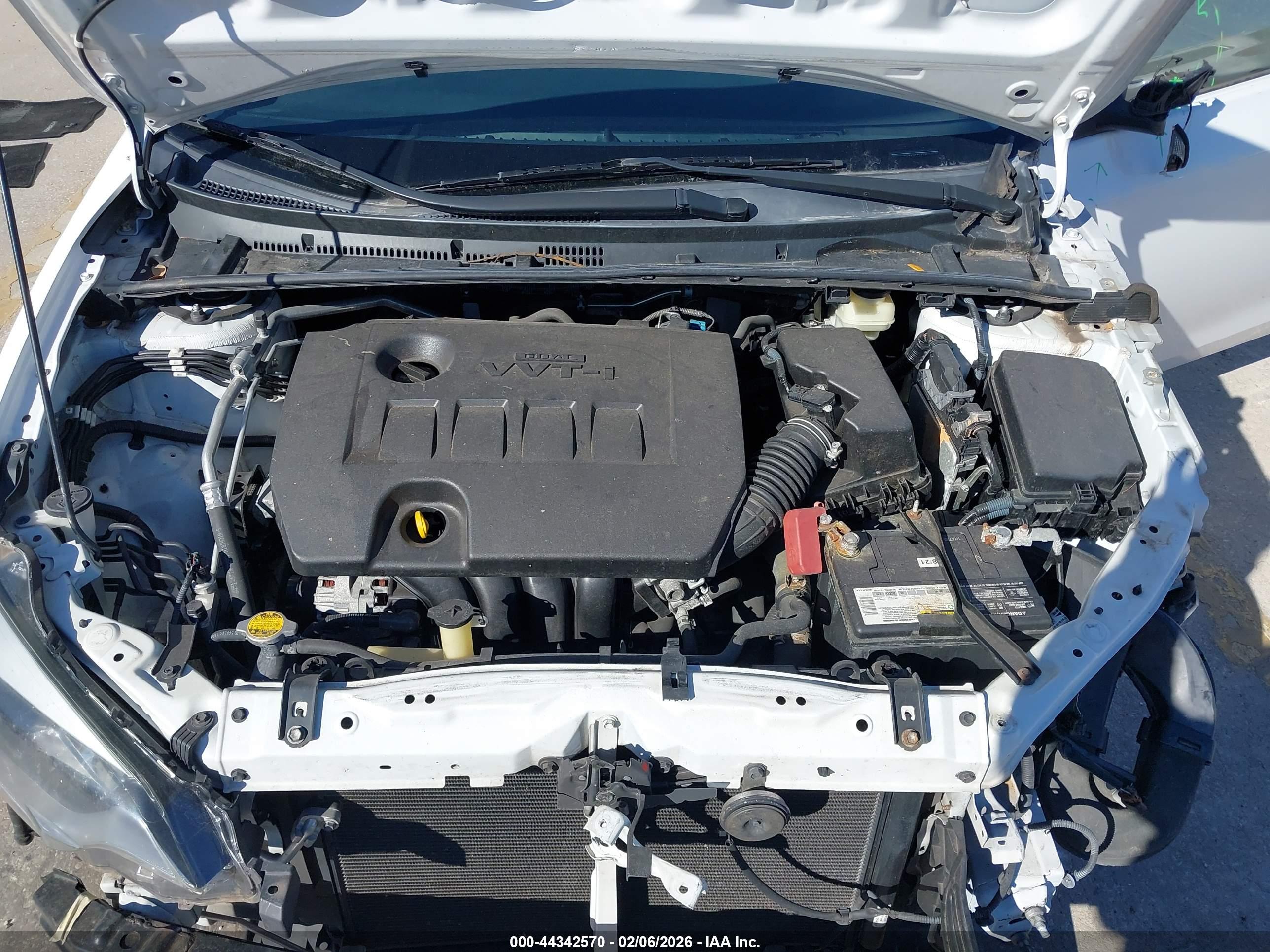TOYOTA COROLLA image 10