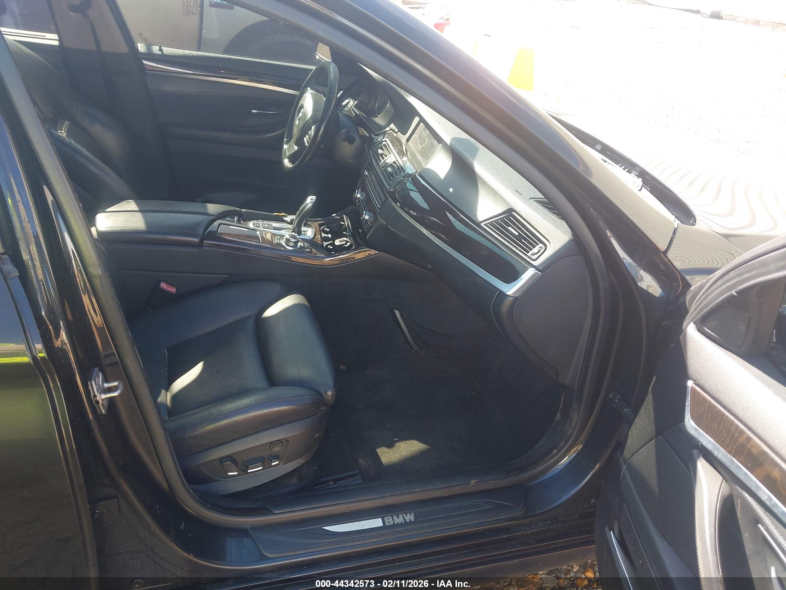 BMW 535I image 5