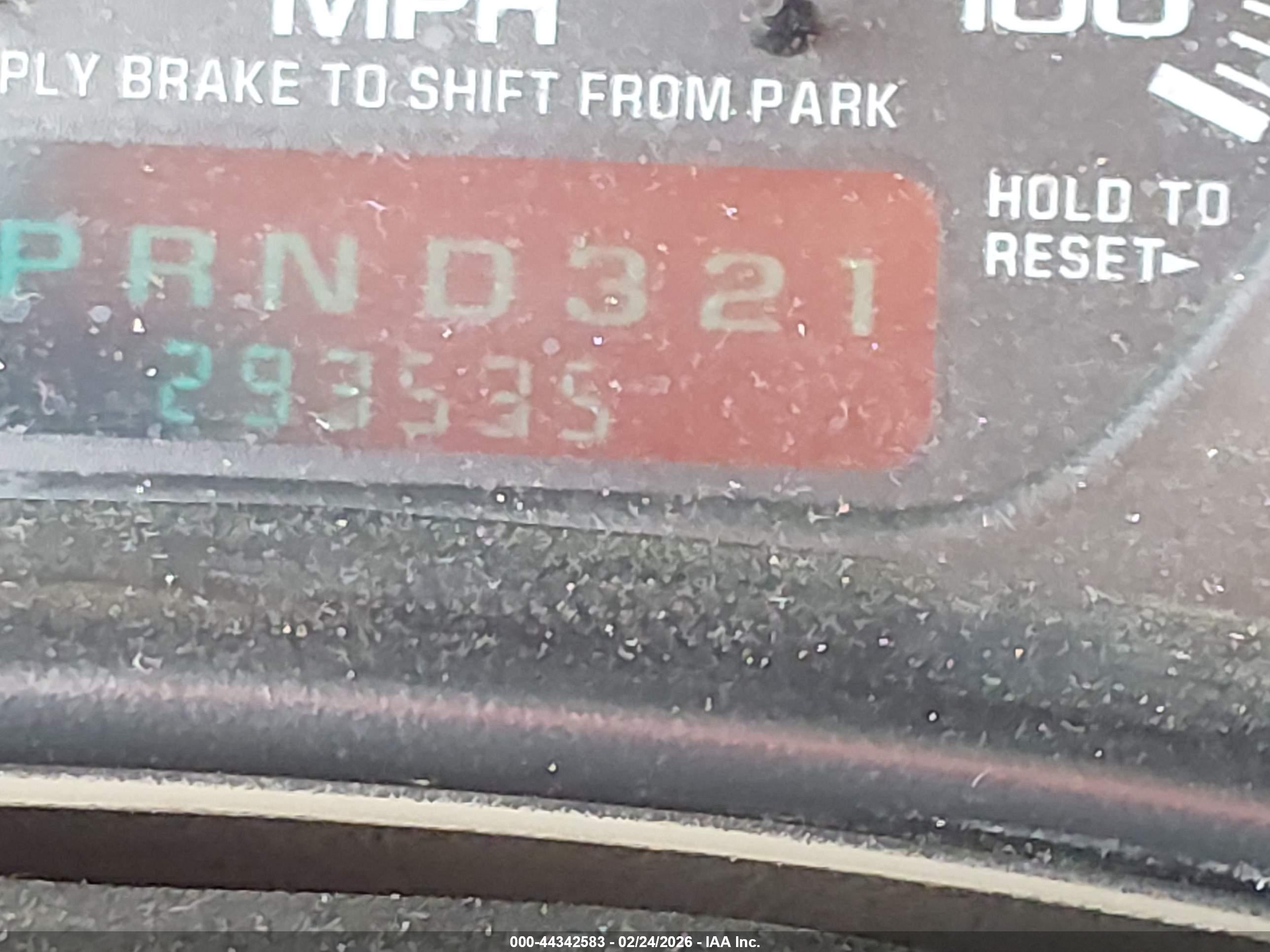 GMC SIERRA image 7