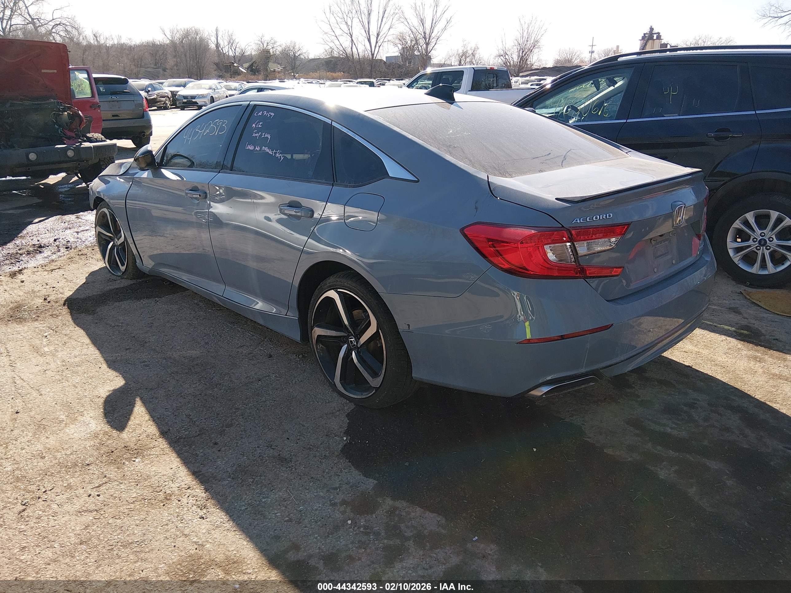 HONDA ACCORD image 3