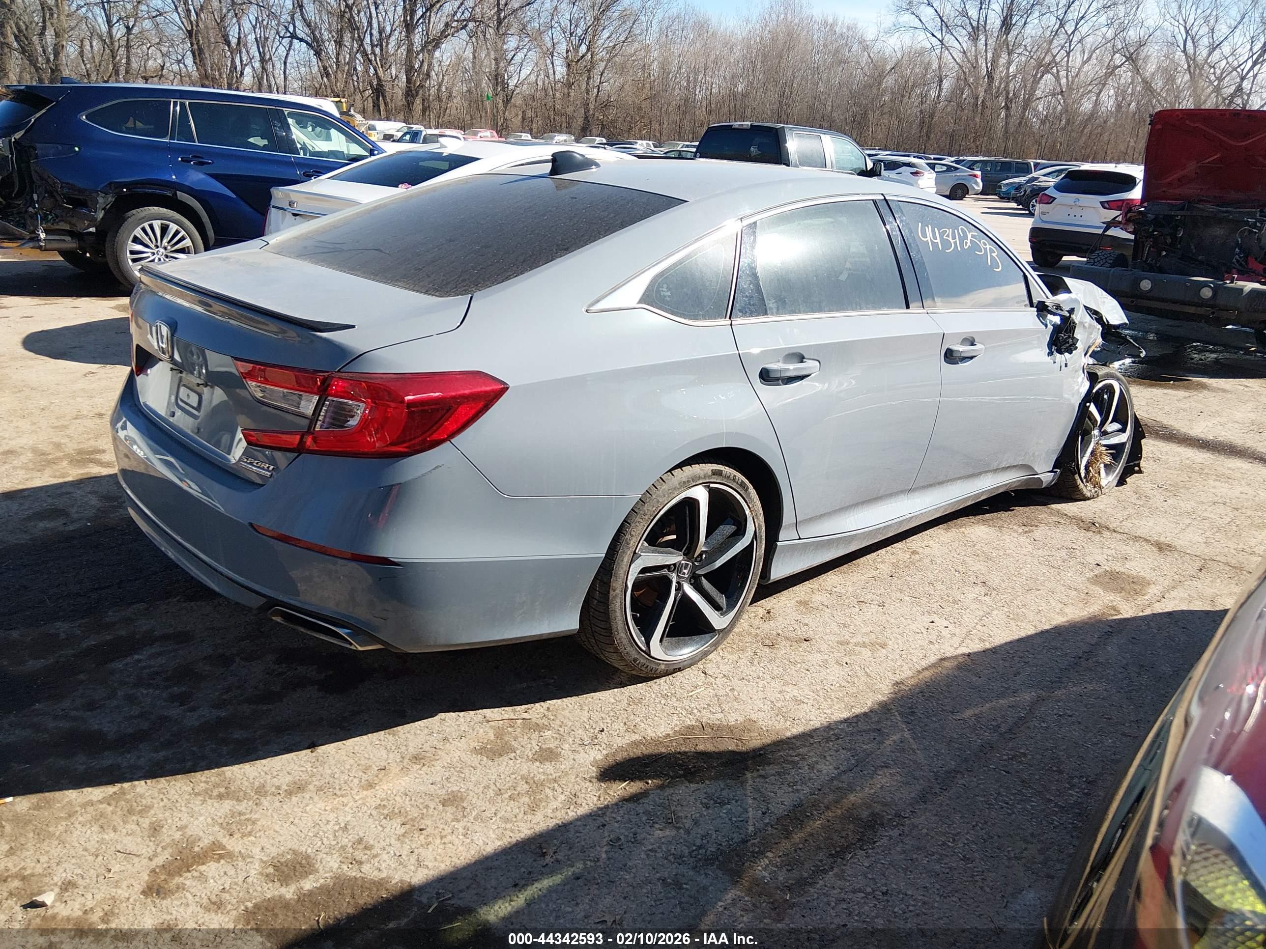 HONDA ACCORD image 4