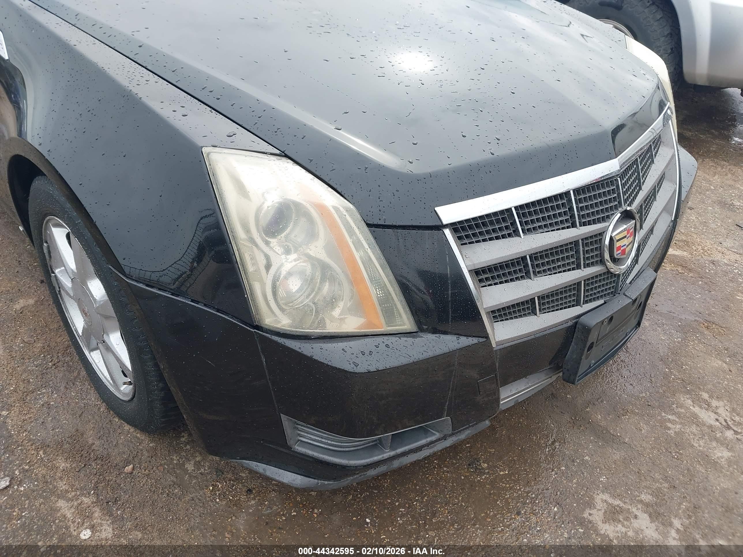CADILLAC CTS image 6