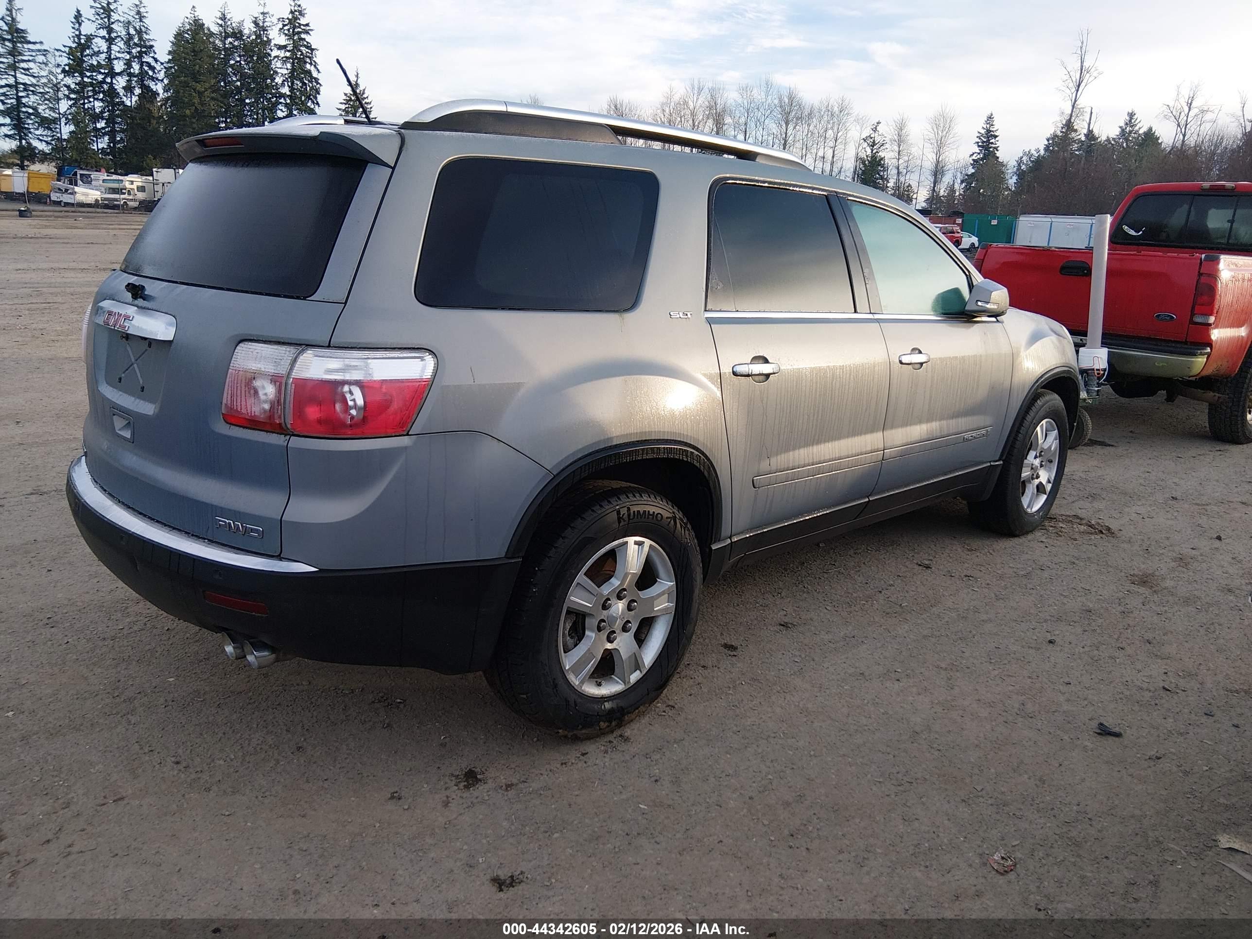 GMC ACADIA image 4