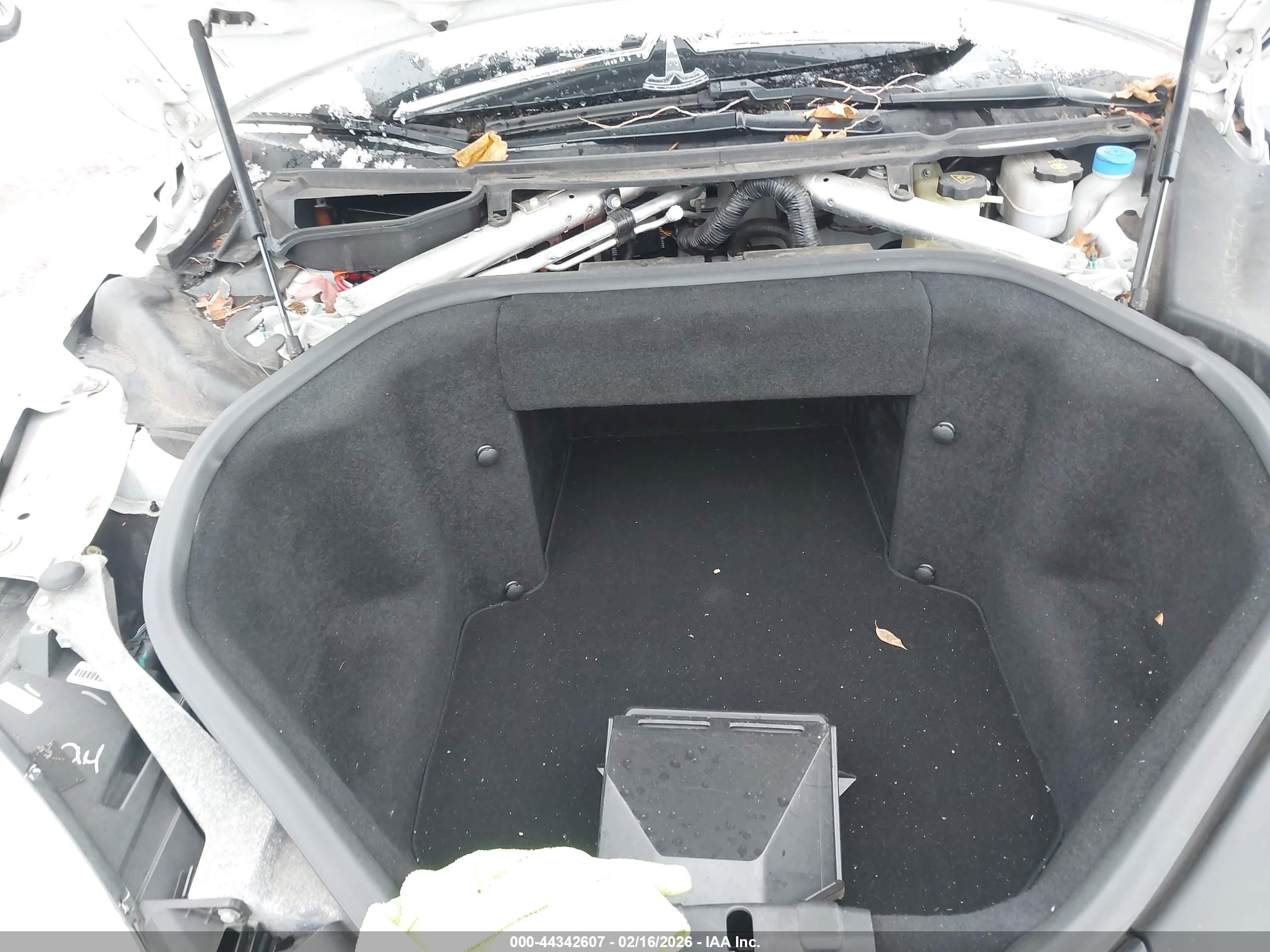 TESLA MODEL image 10