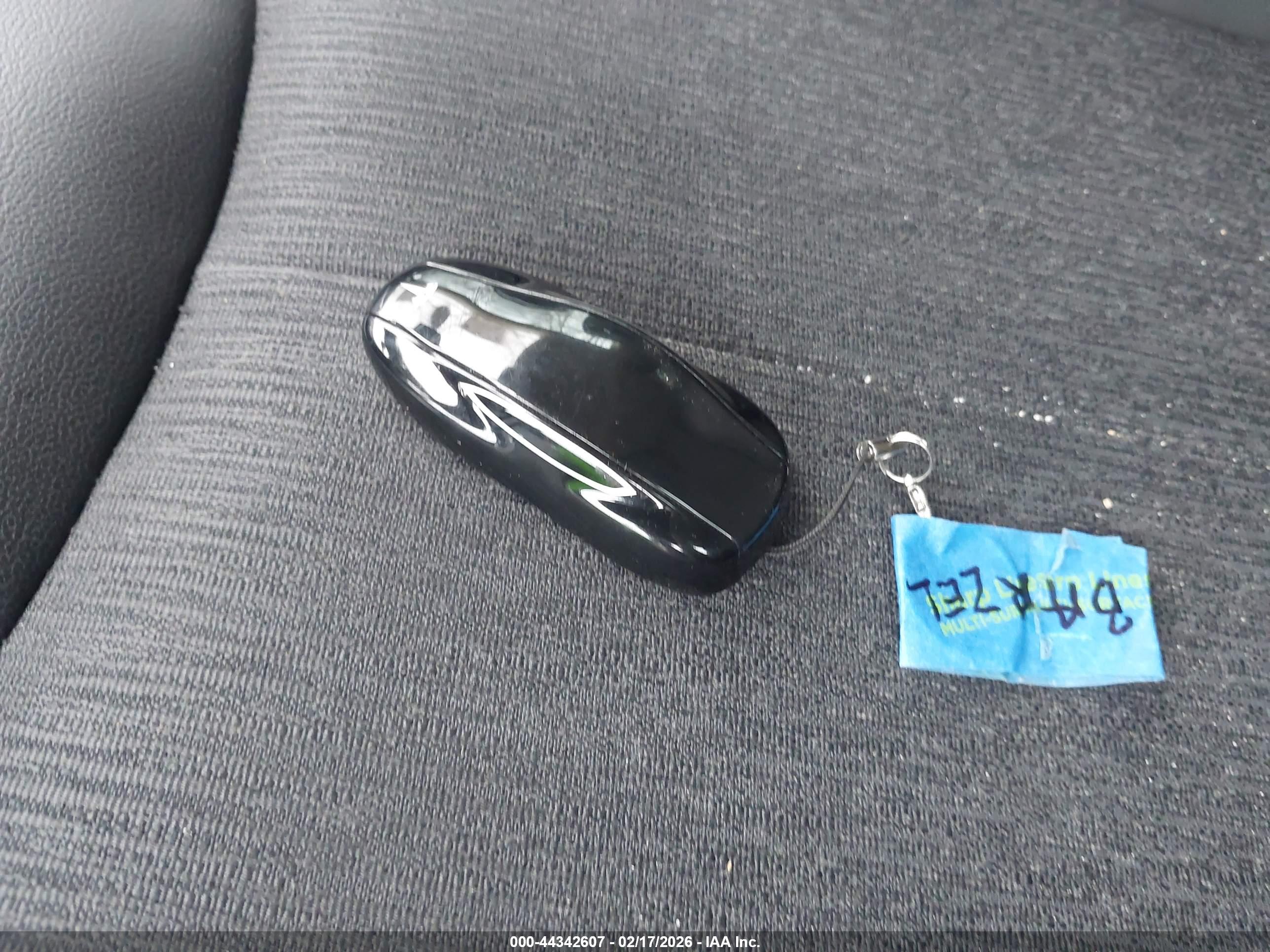 TESLA MODEL image 11