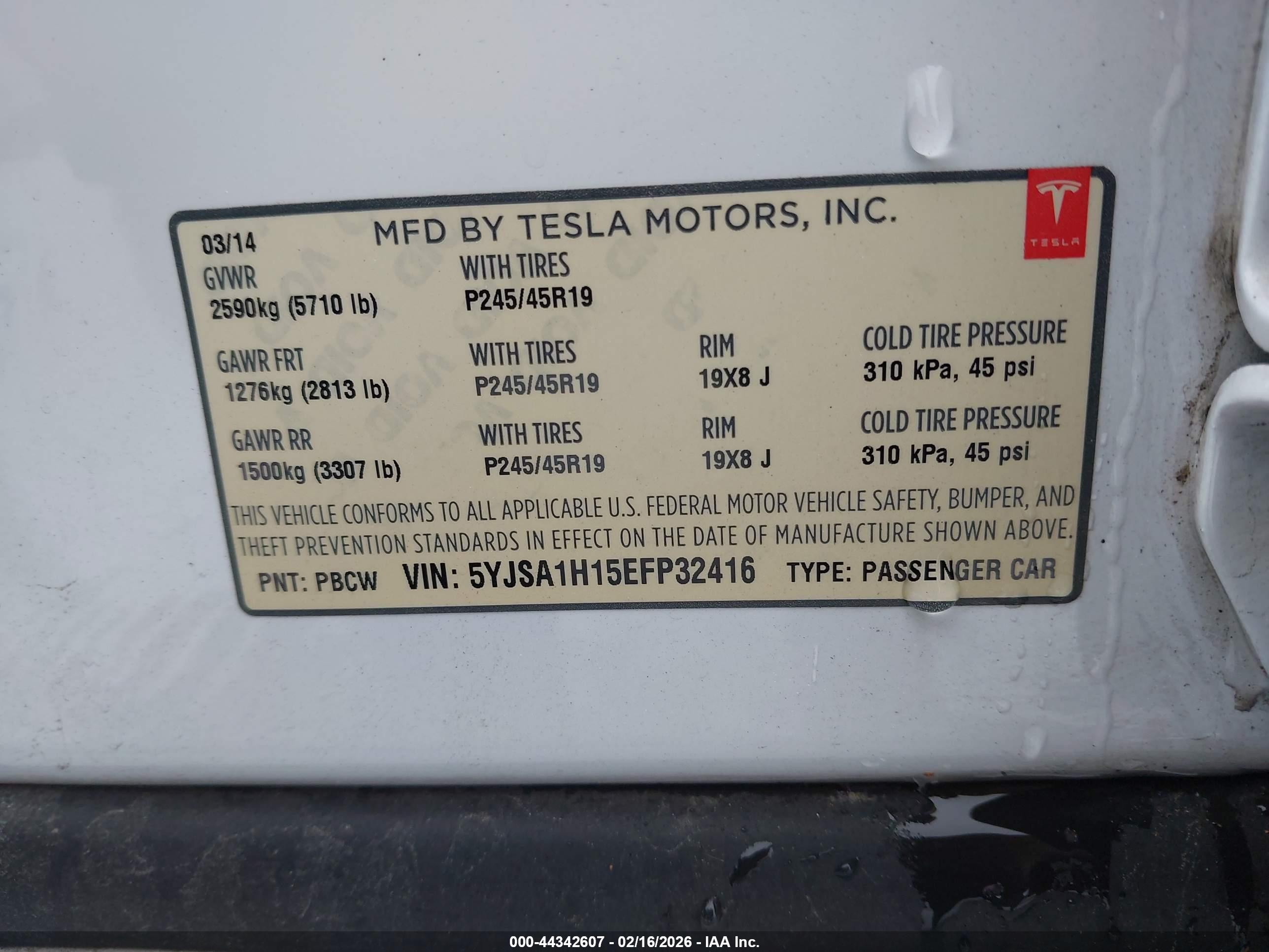 TESLA MODEL image 9