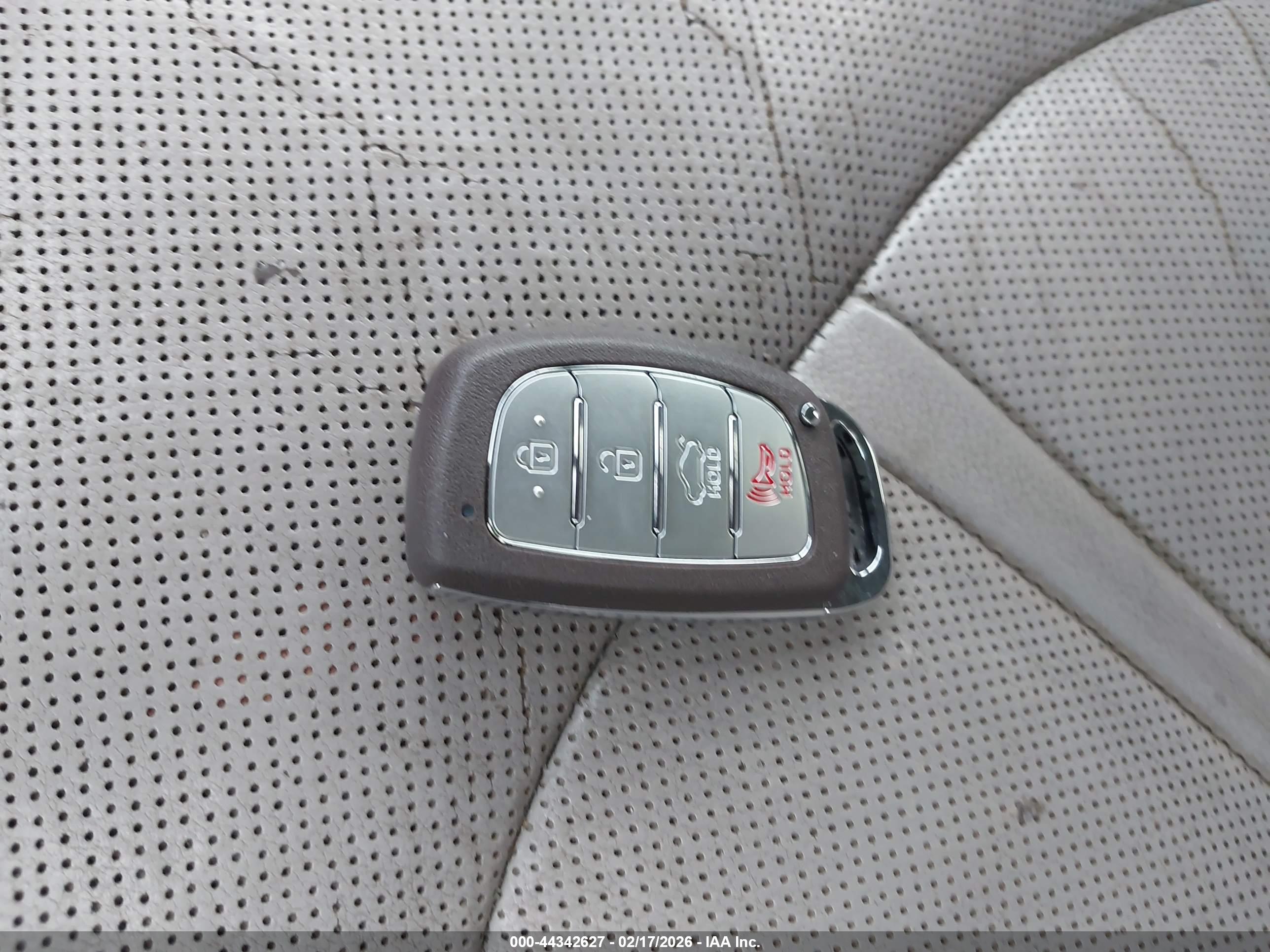 HYUNDAI SONATA image 11