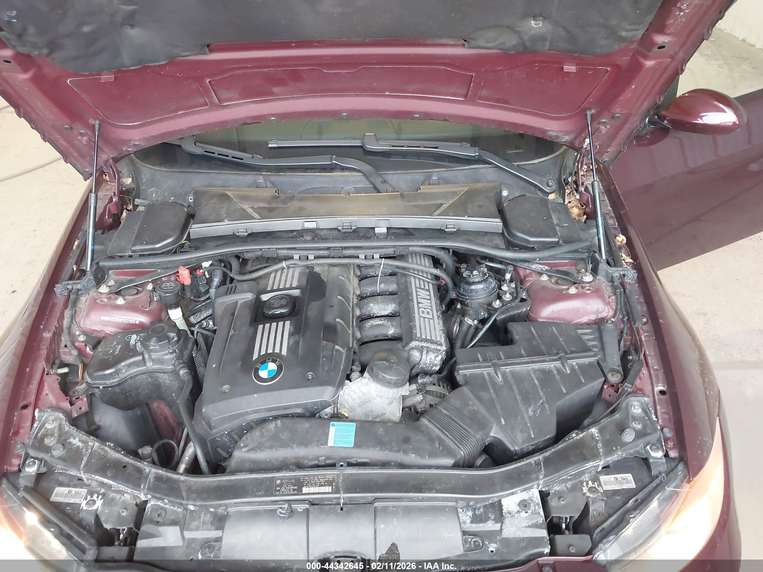 BMW 328XI image 10
