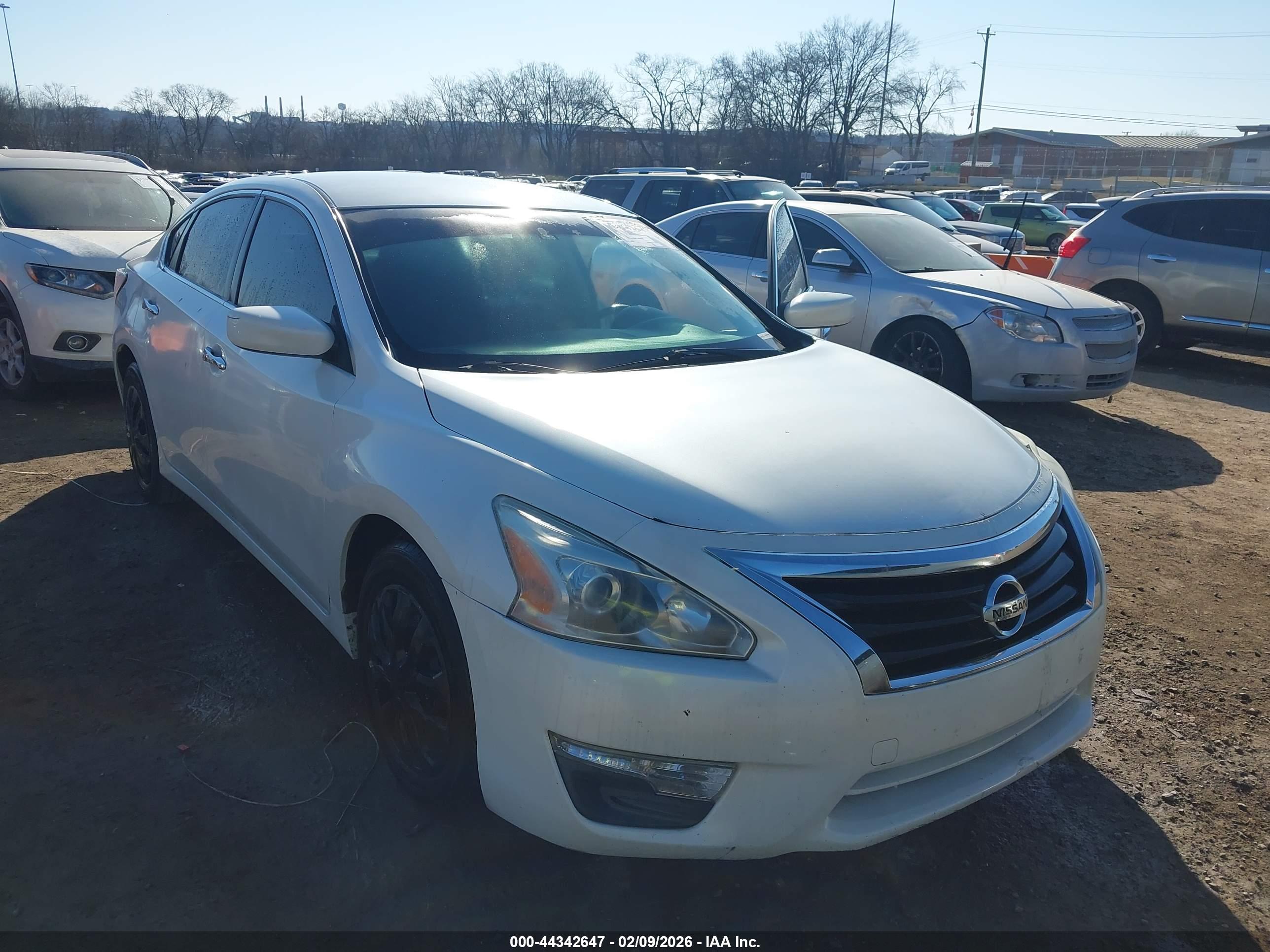 NISSAN ALTIMA image 6