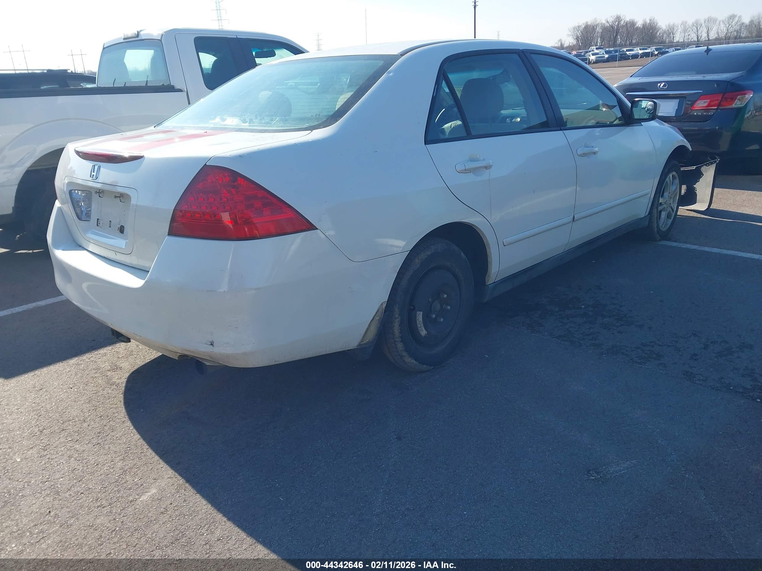 HONDA ACCORD image 4
