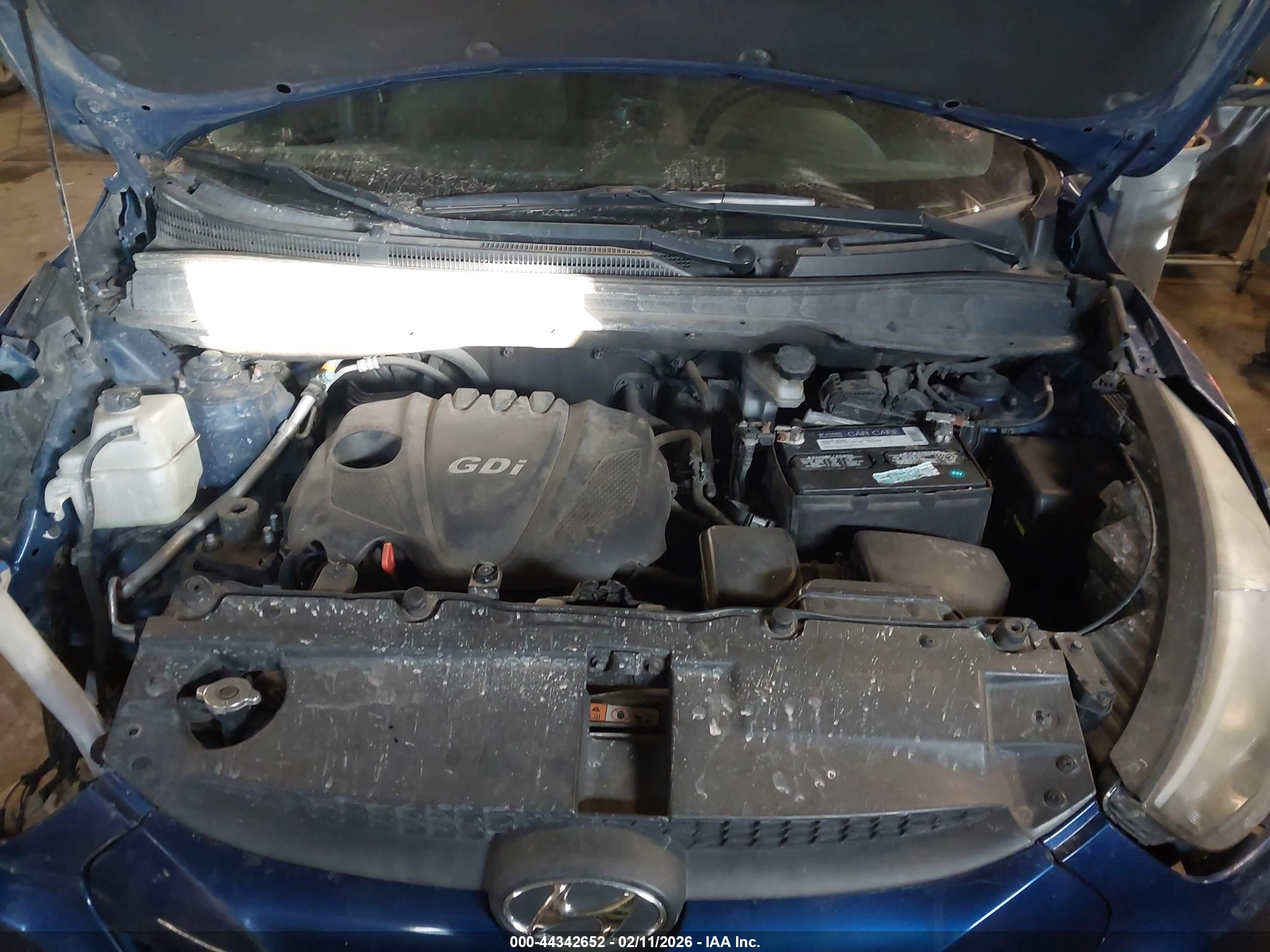 HYUNDAI TUCSON image 10