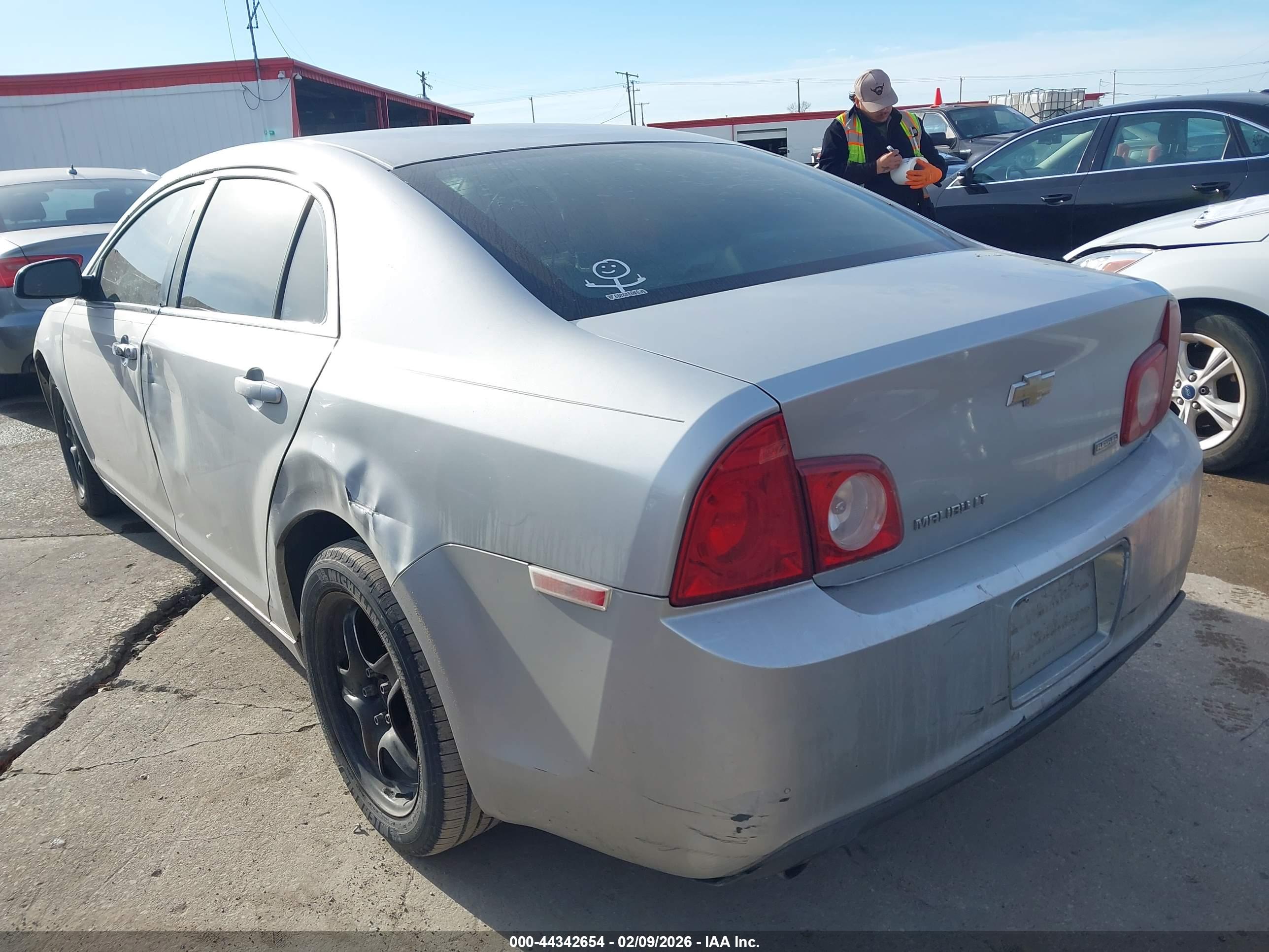CHEVROLET MALIBU image 3