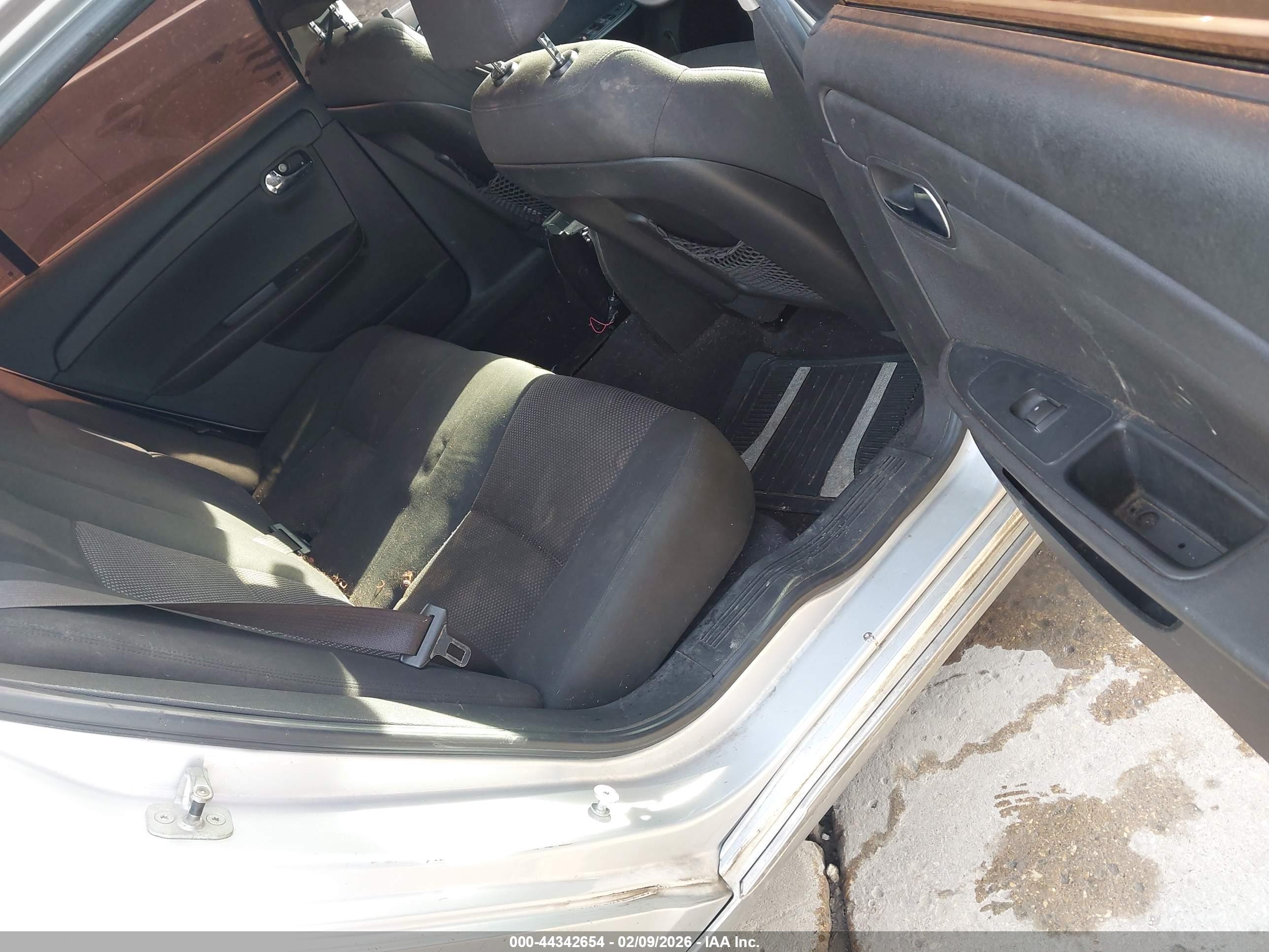 CHEVROLET MALIBU image 8