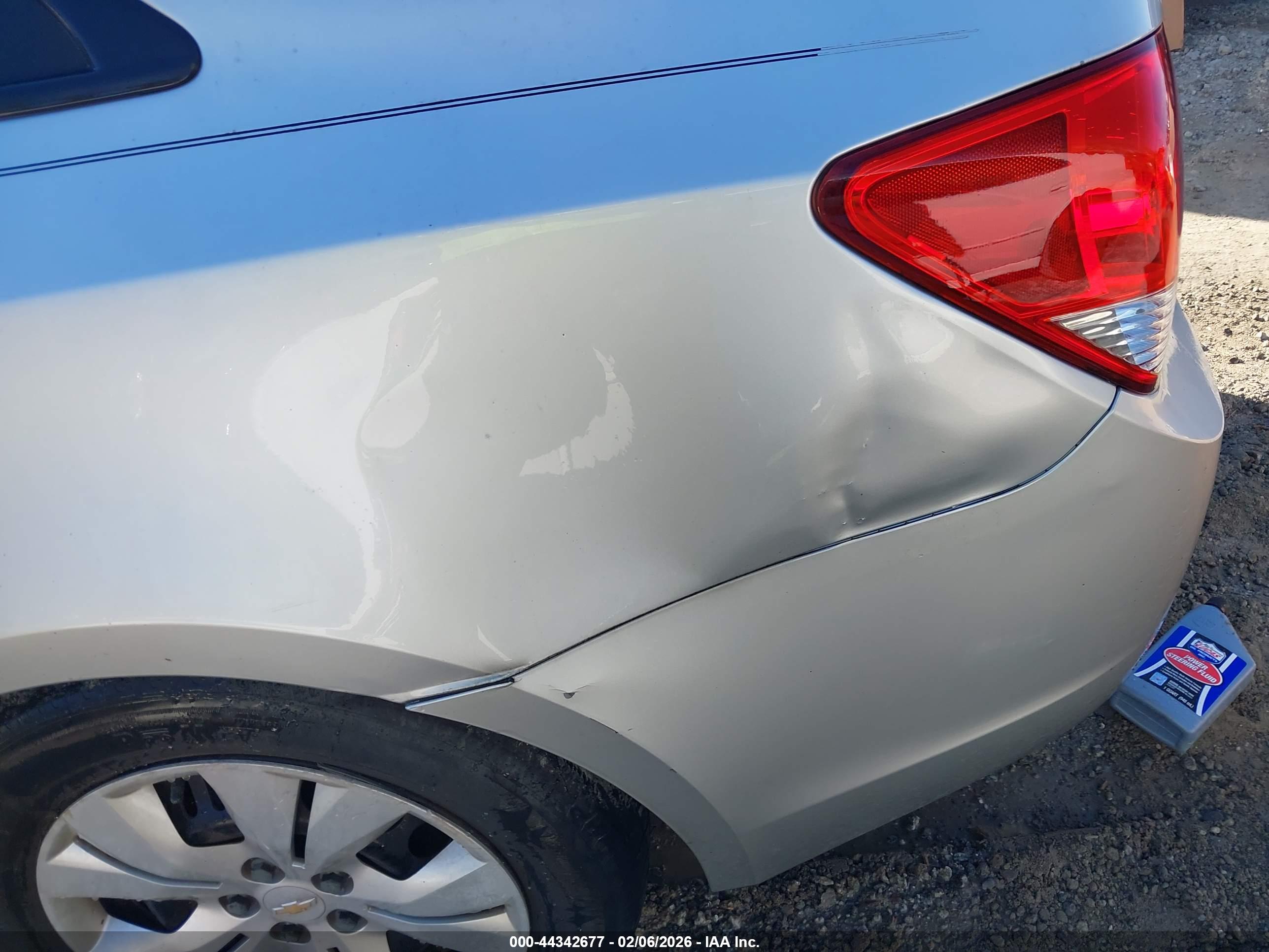 CHEVROLET CRUZE image 6