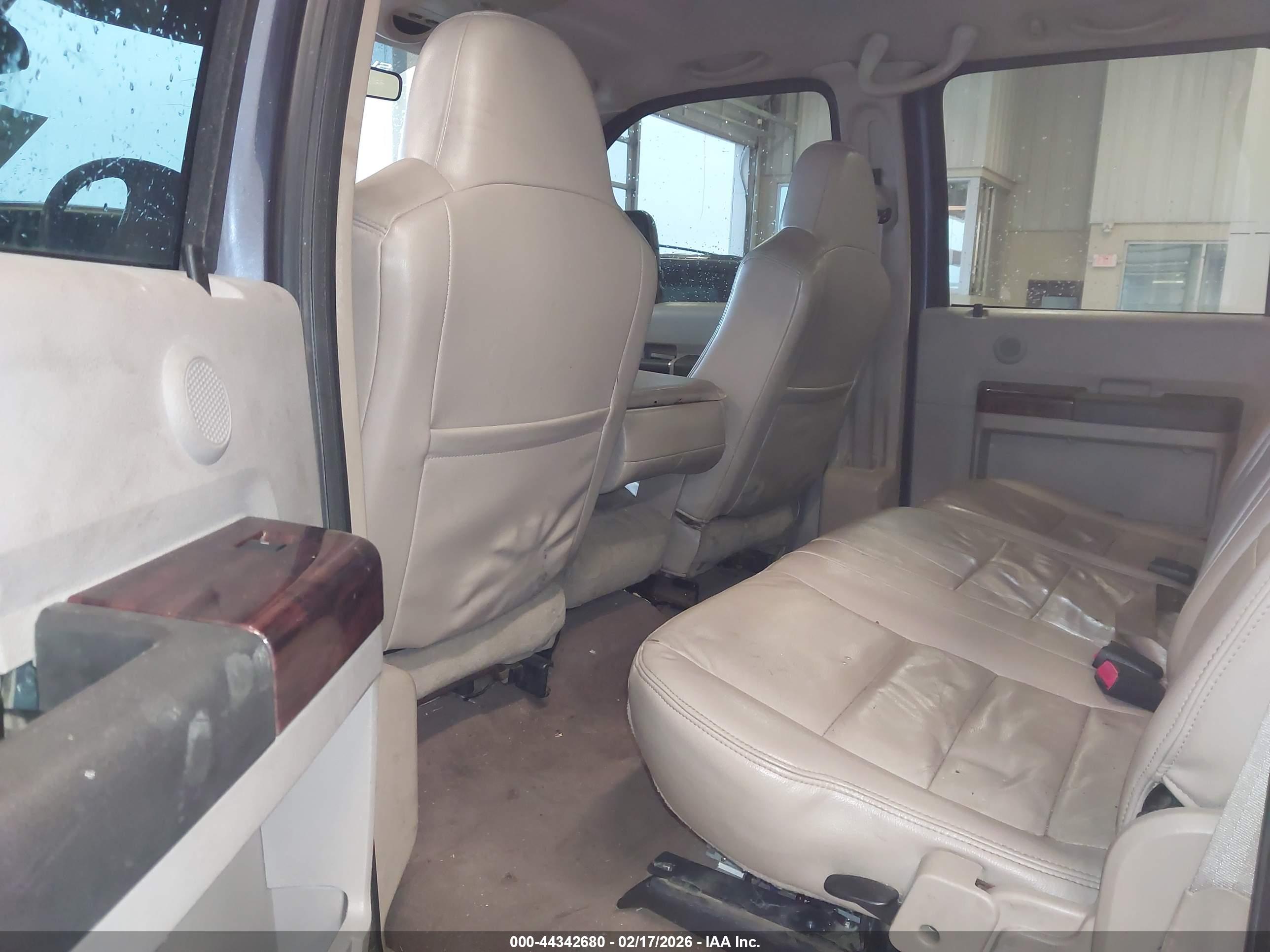 FORD F-350 image 8