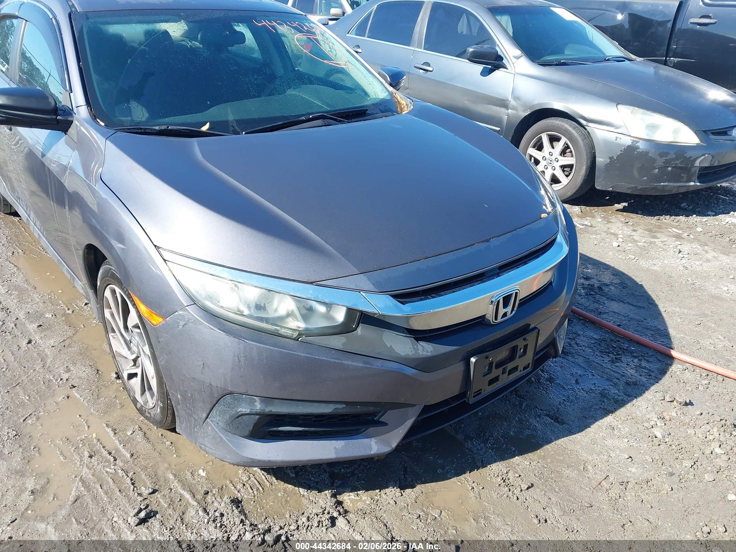 HONDA CIVIC image 6