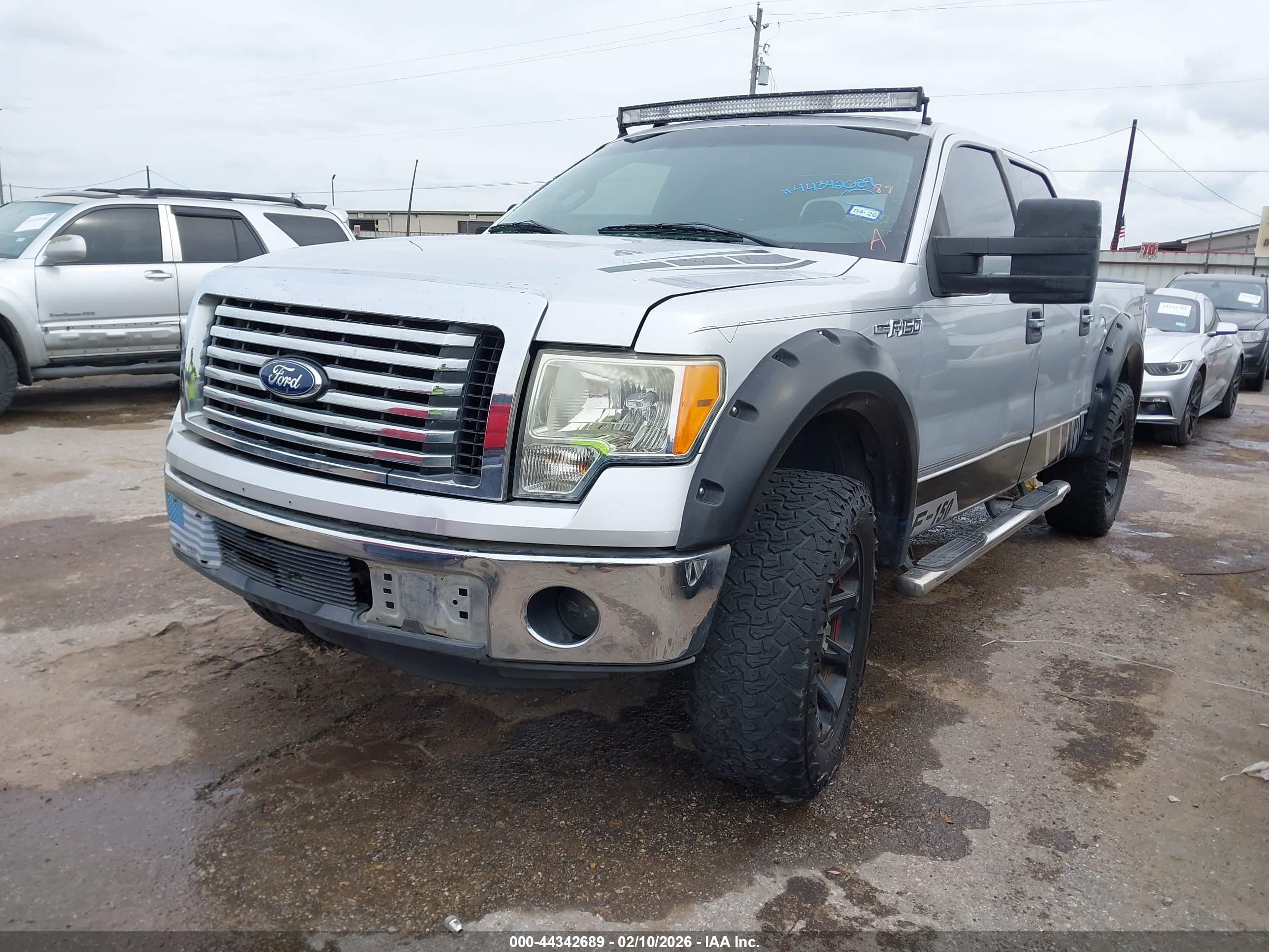 FORD F-150 image 2