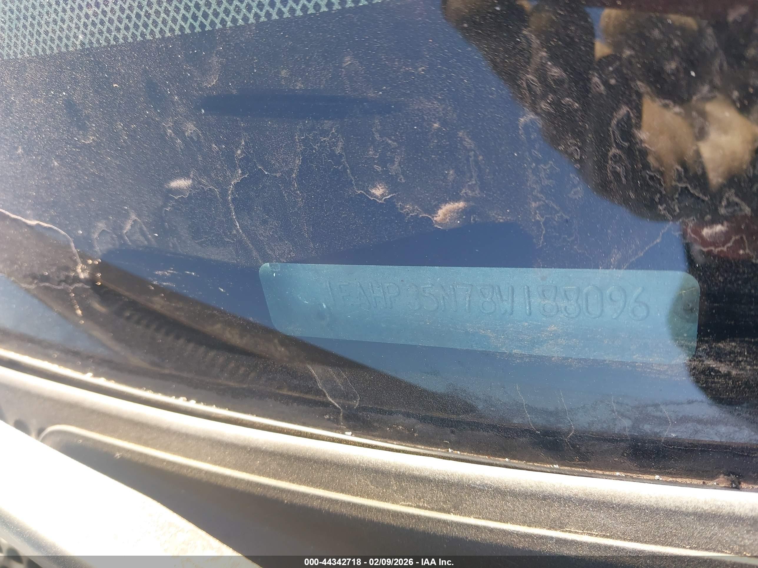 FORD FOCUS image 9