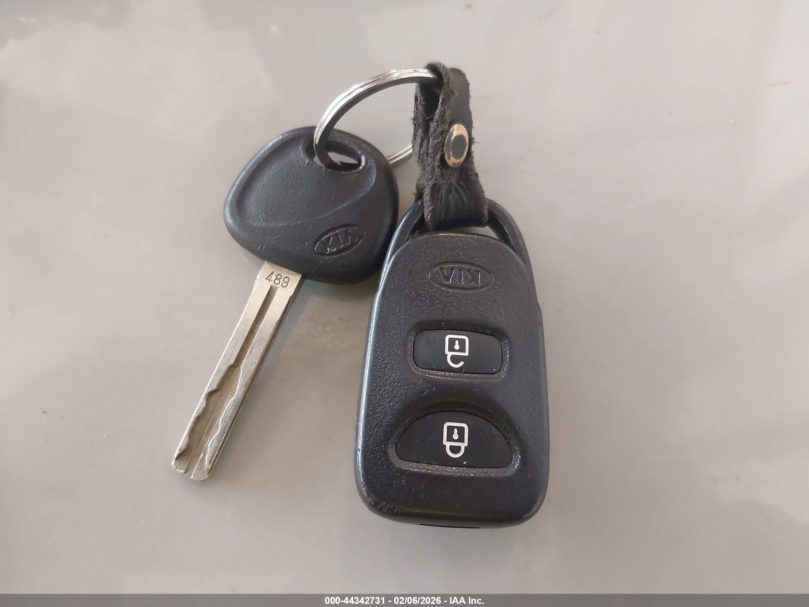 KIA SORENTO image 11