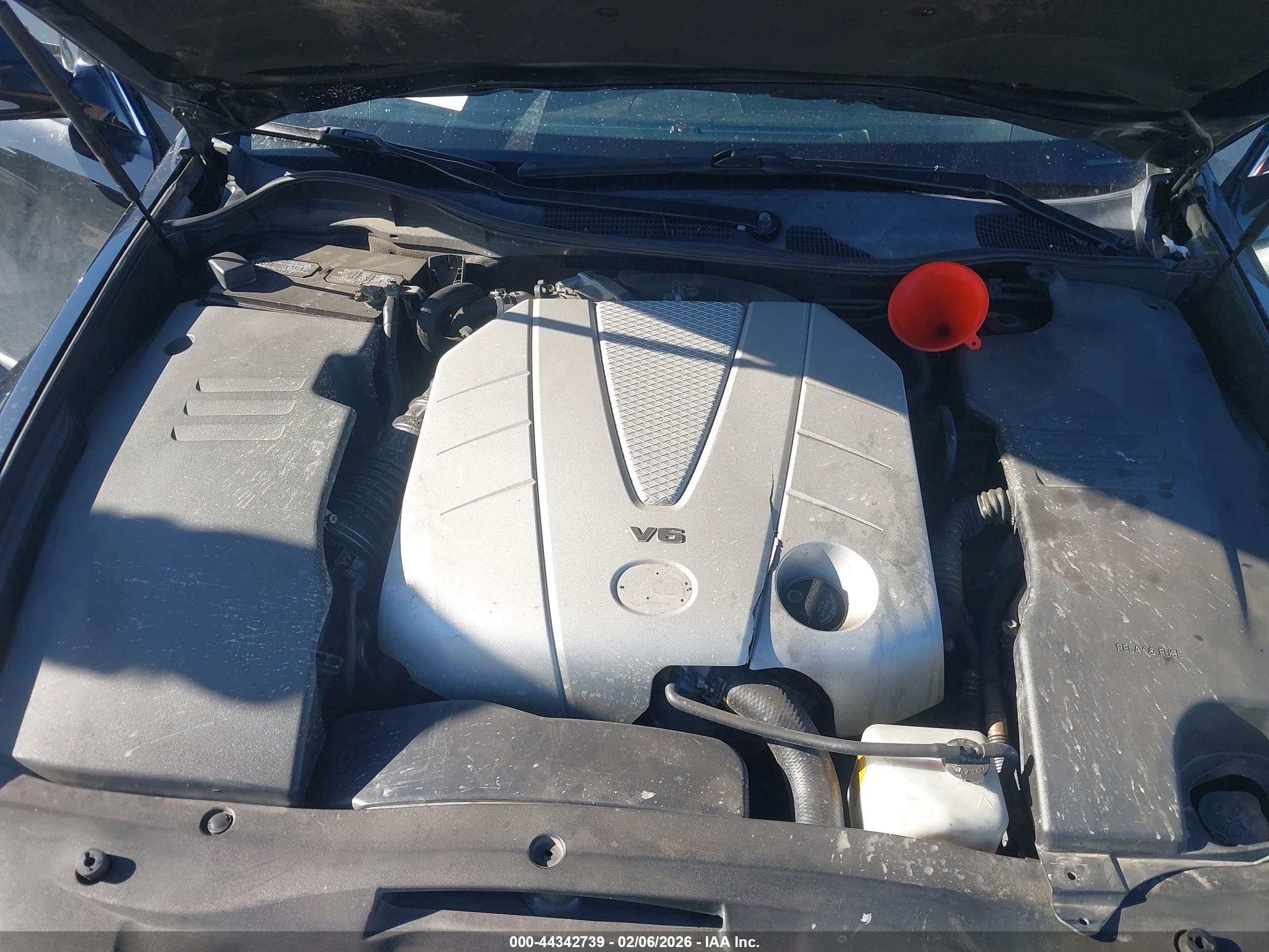 LEXUS GS image 10