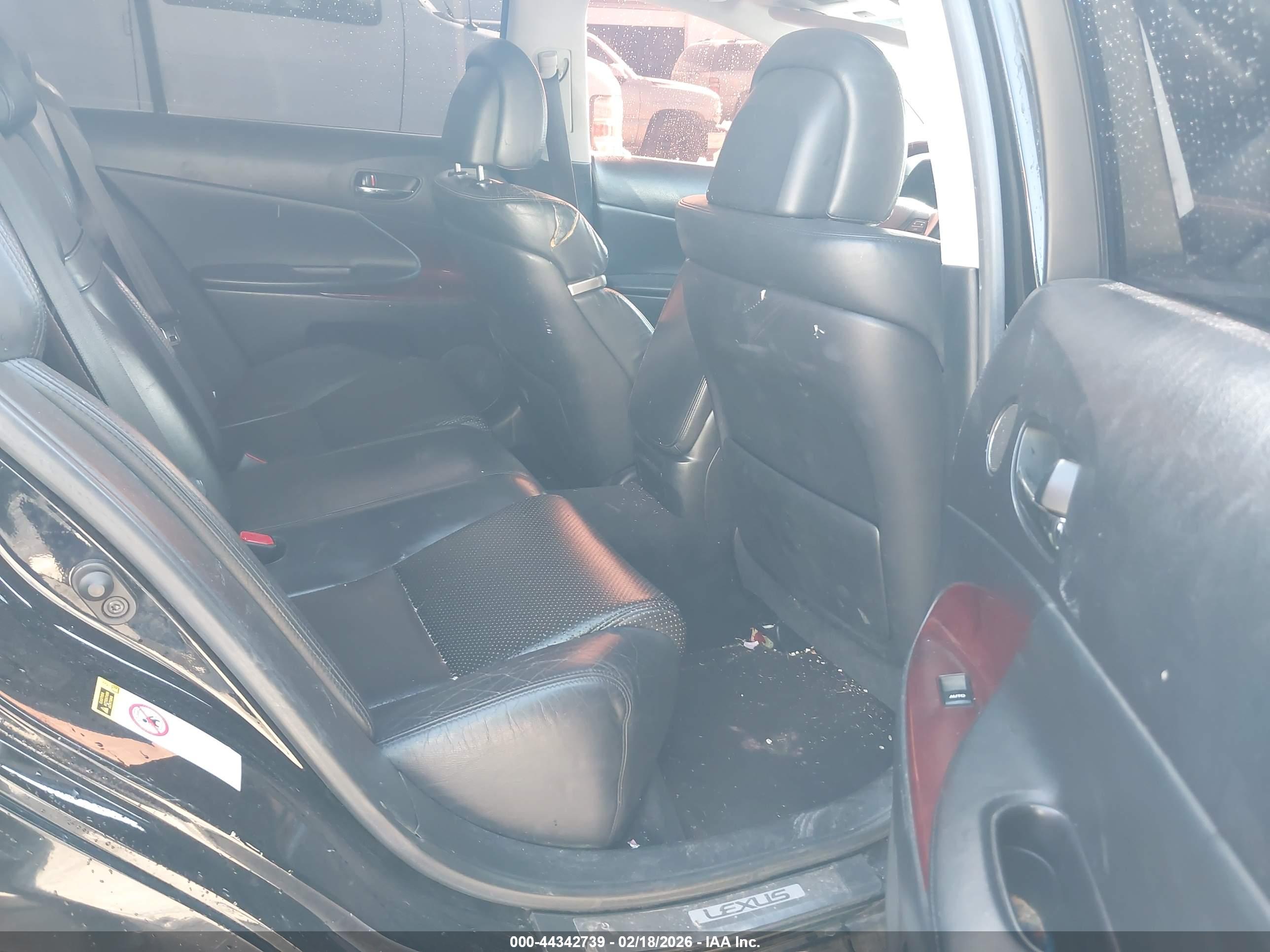 LEXUS GS image 8