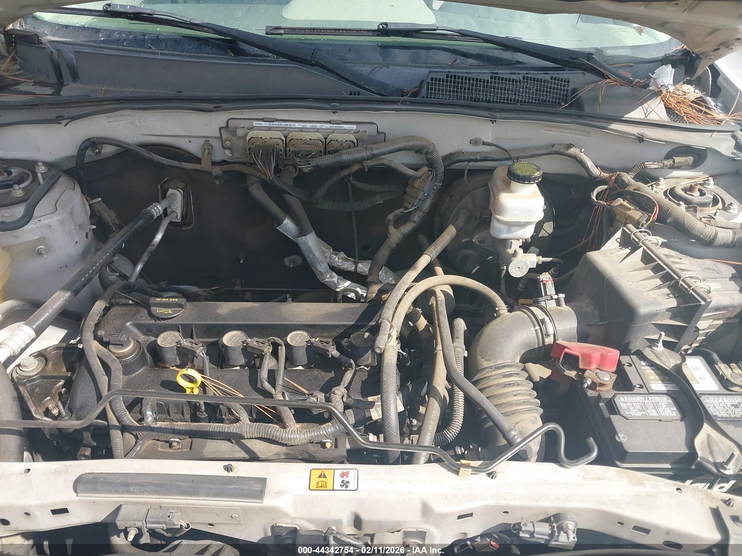 FORD ESCAPE image 10