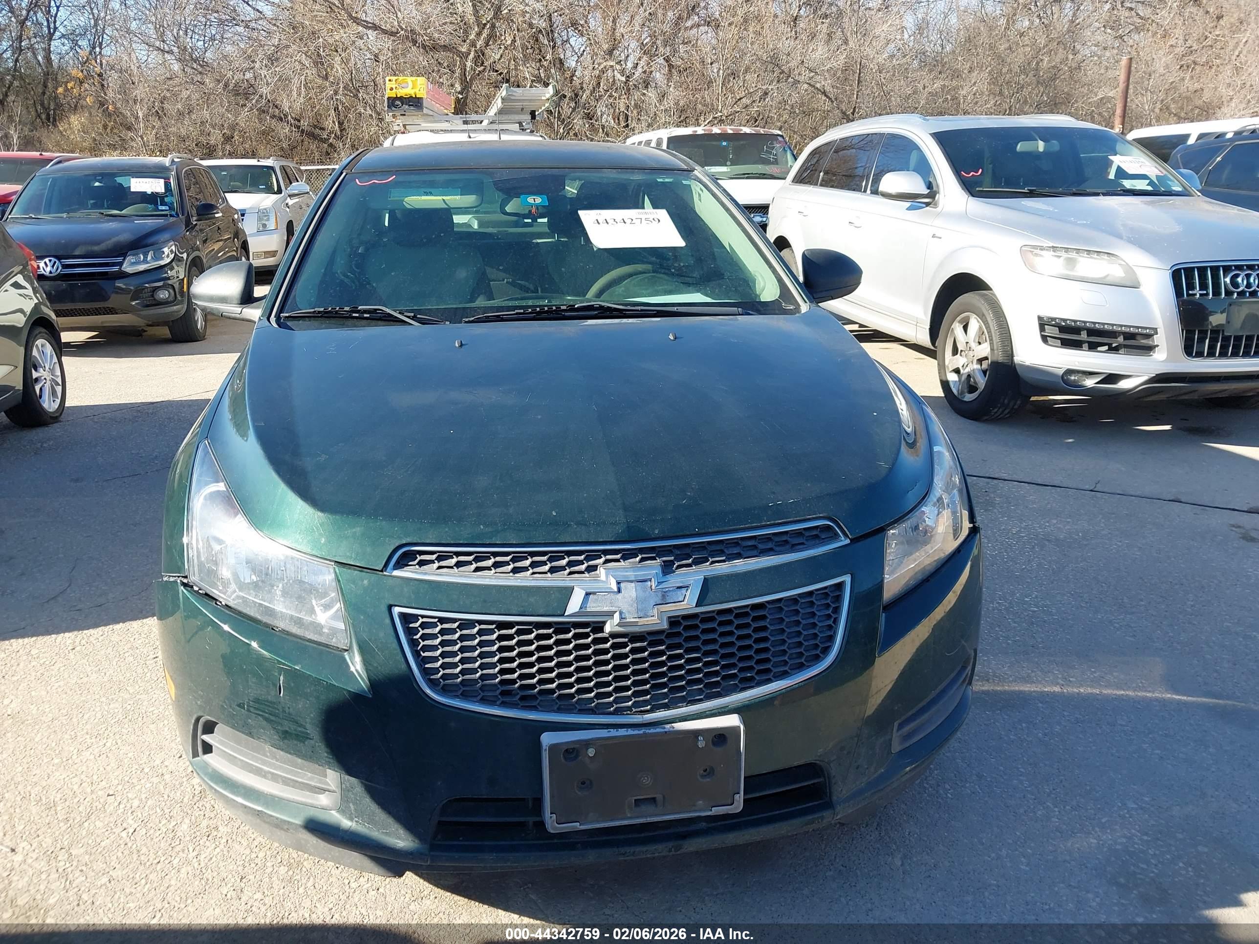 CHEVROLET CRUZE image 6