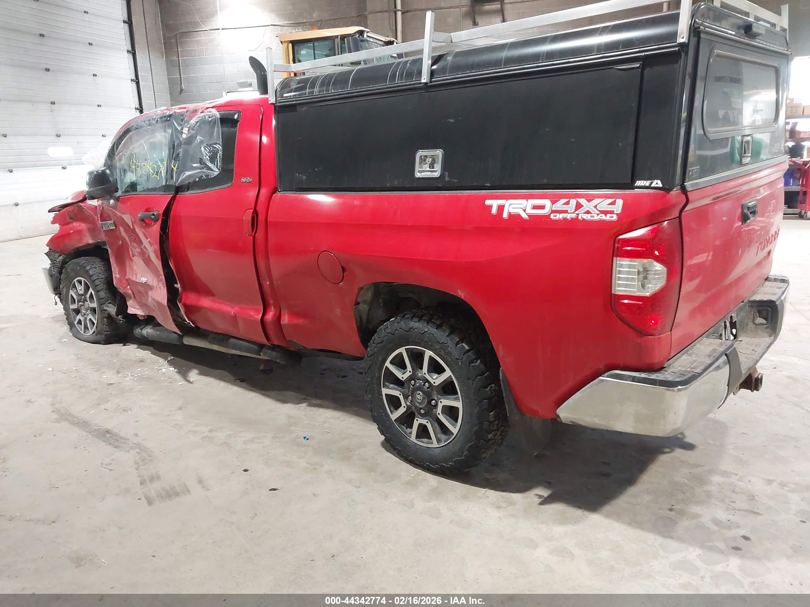 TOYOTA TUNDRA image 3