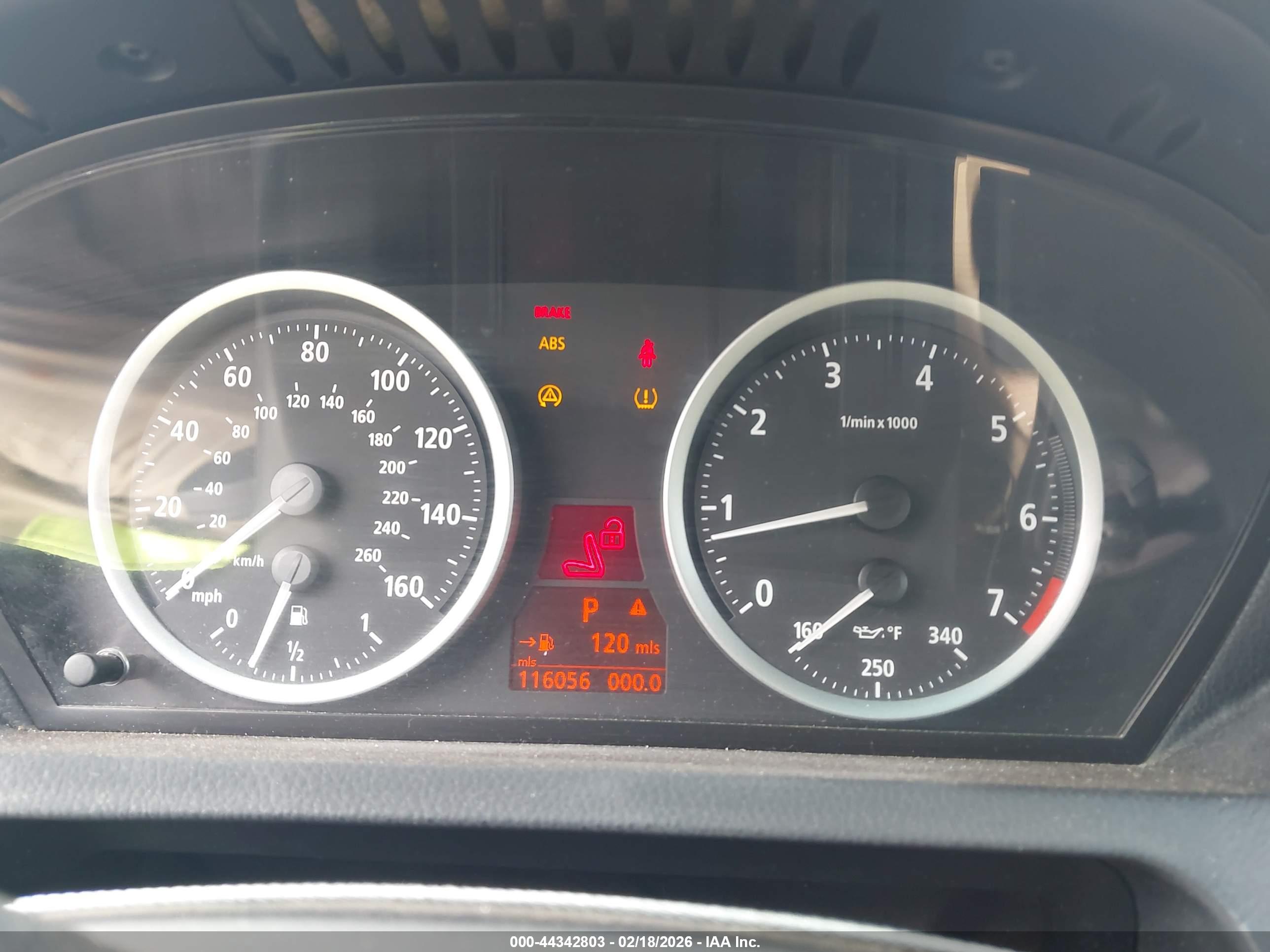 BMW 650I image 7