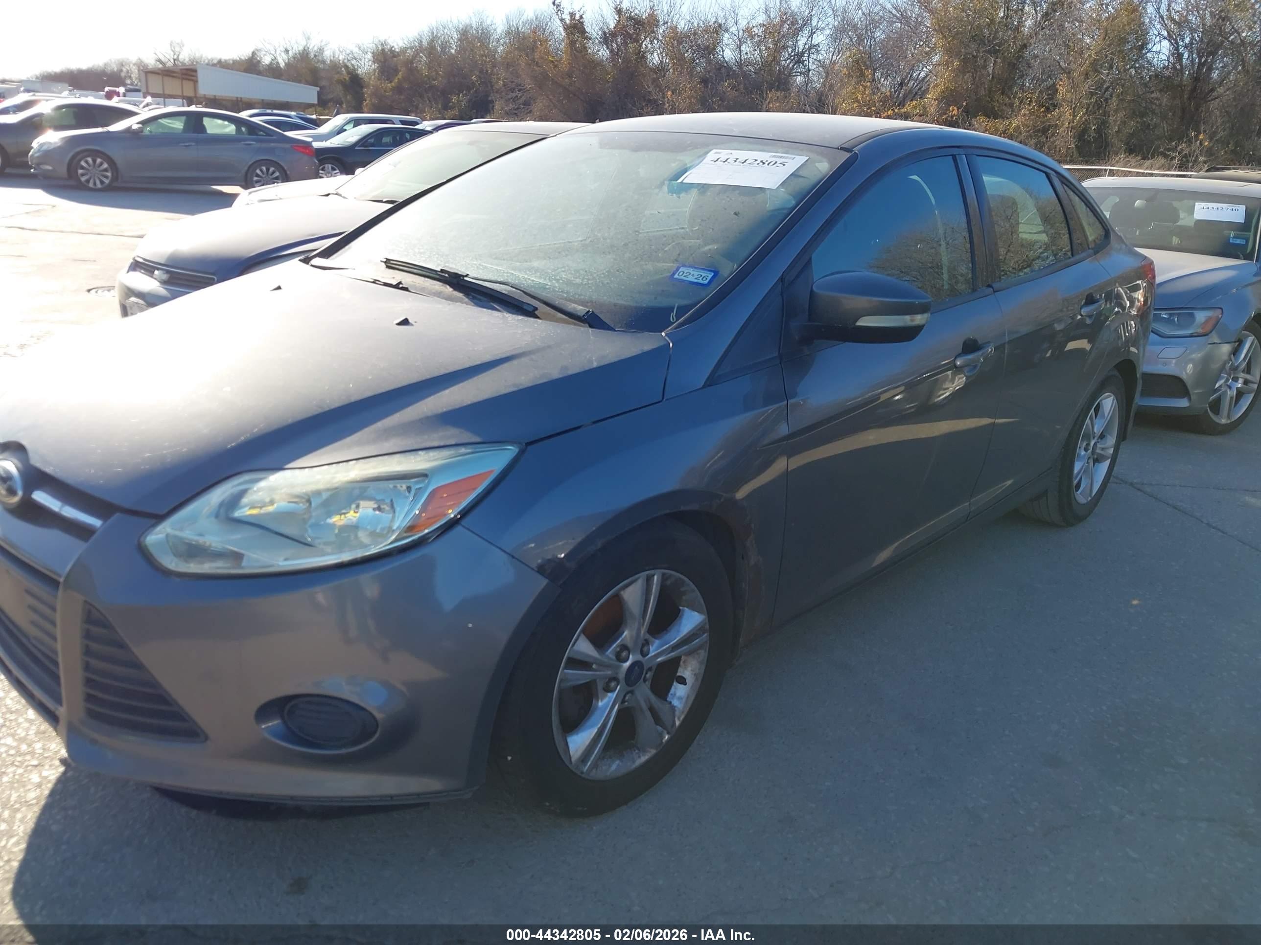FORD FOCUS image 6
