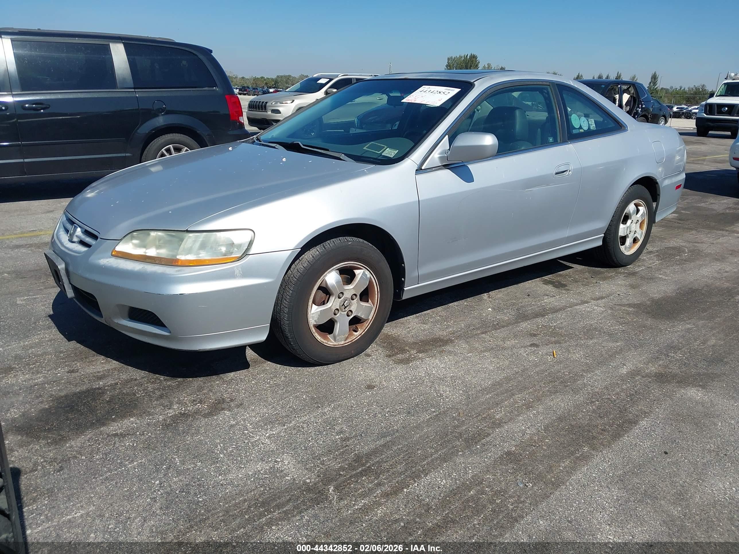 HONDA ACCORD image 2