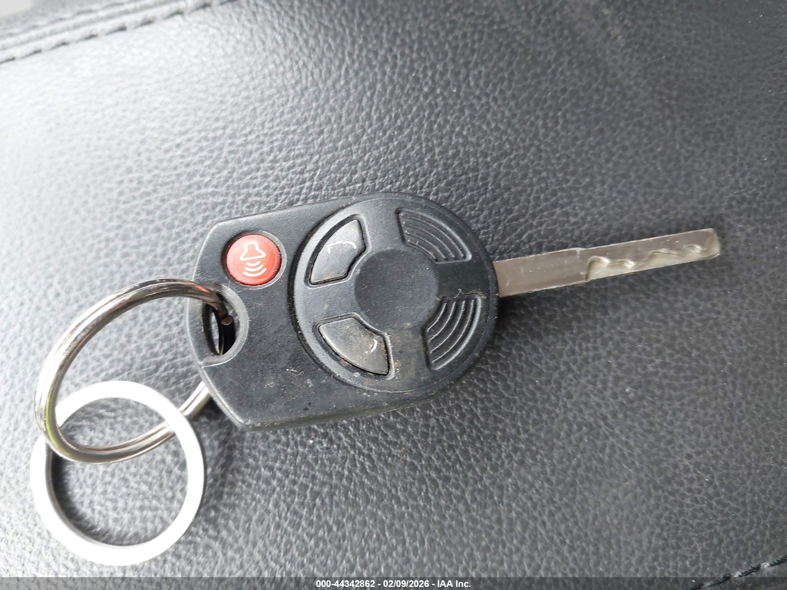 FORD ESCAPE image 11