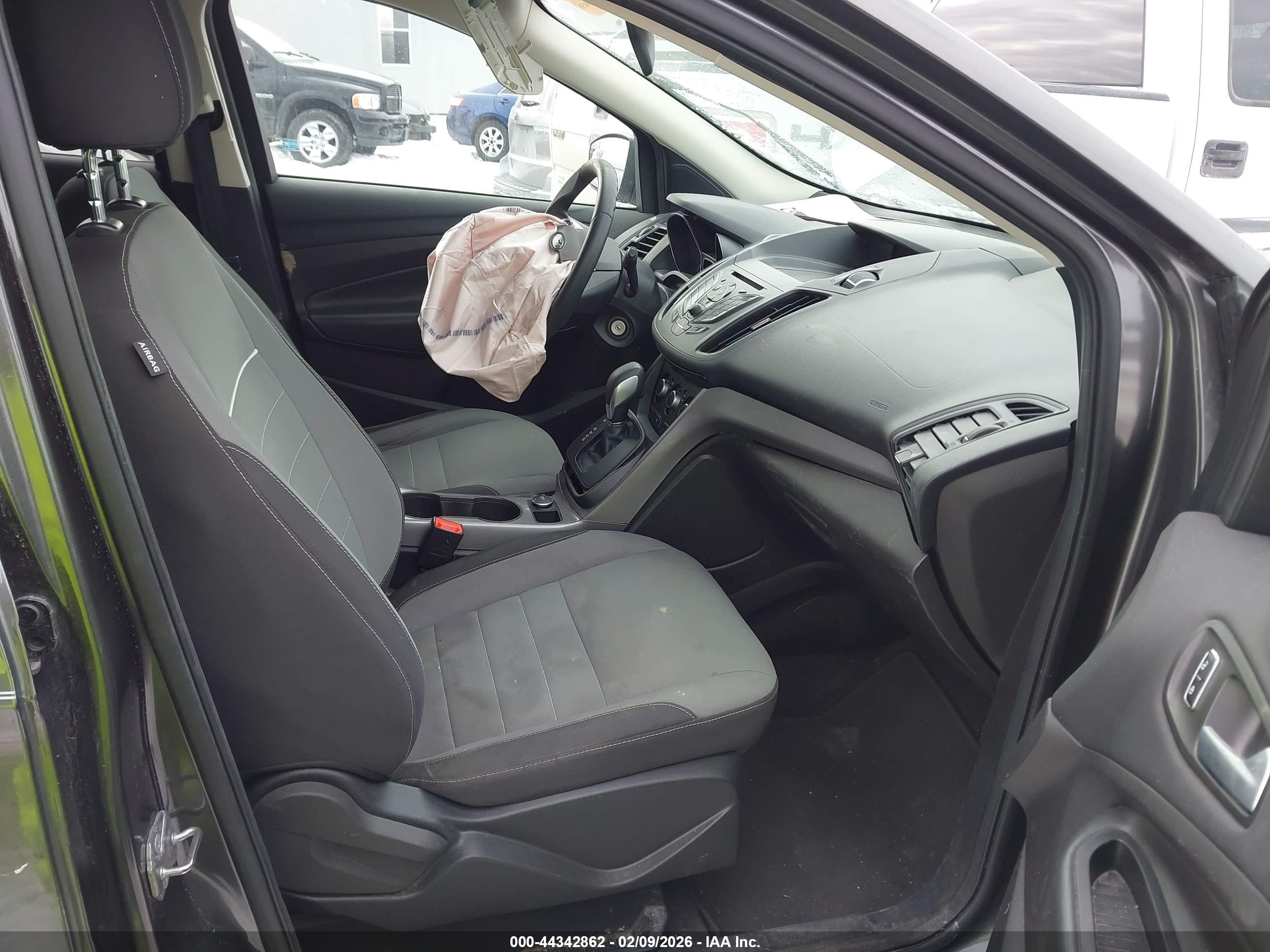 FORD ESCAPE image 5