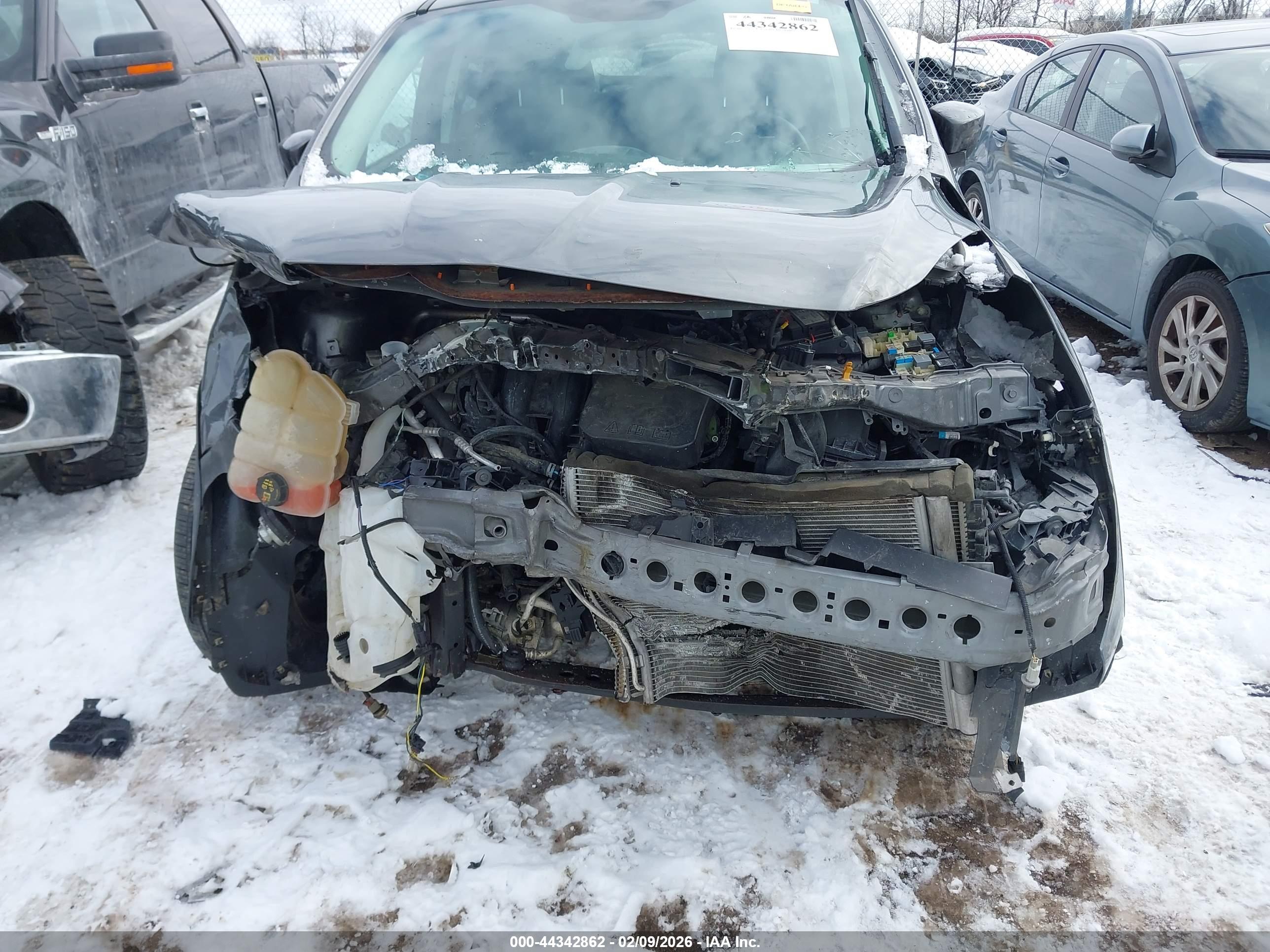 FORD ESCAPE image 6
