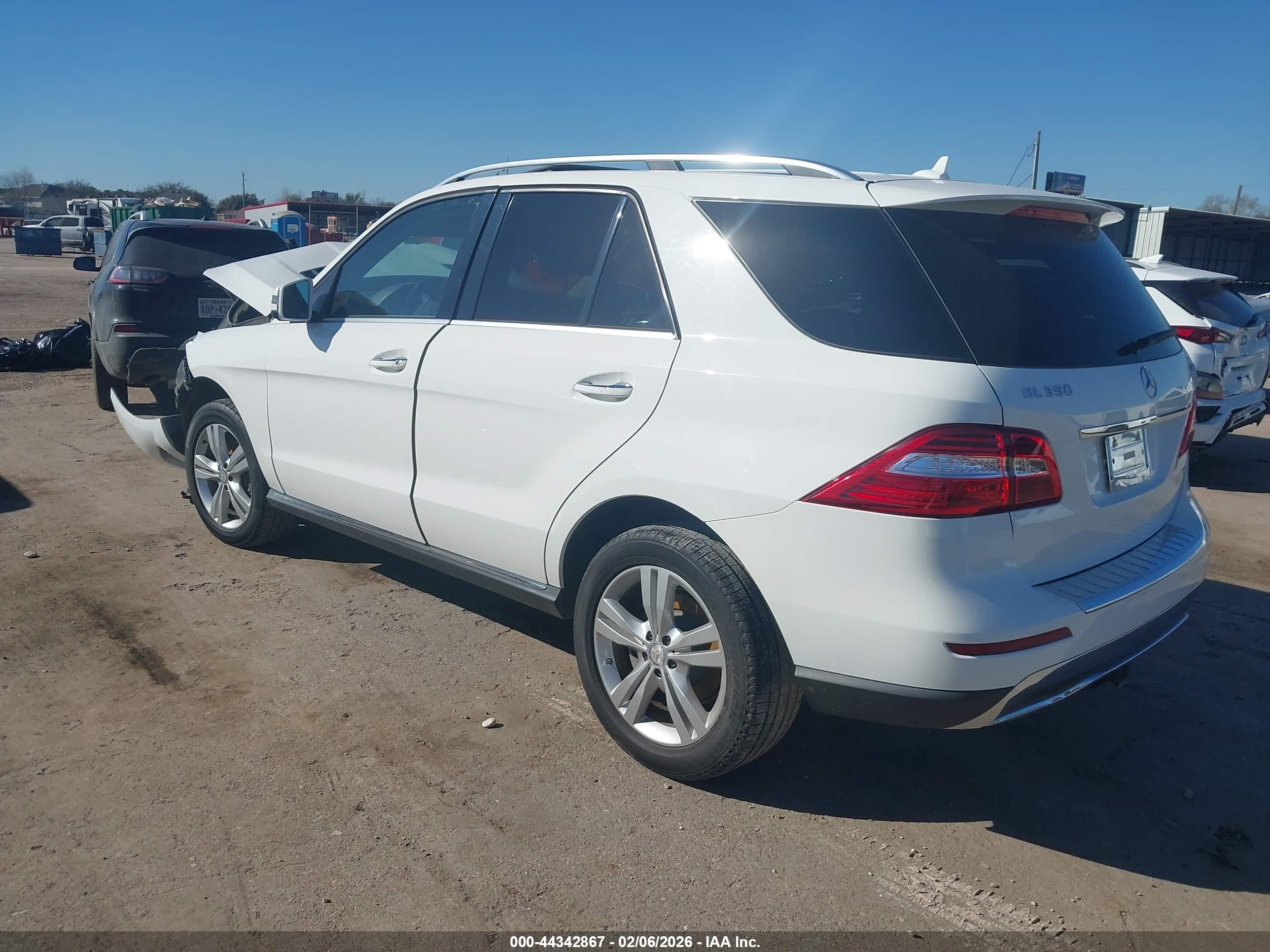 MERCEDES-BENZ ML image 3