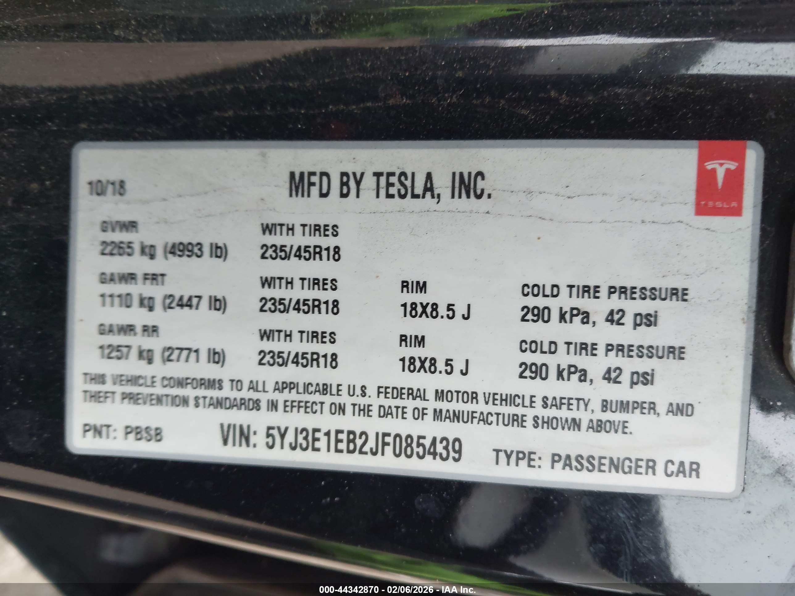 TESLA MODEL image 9
