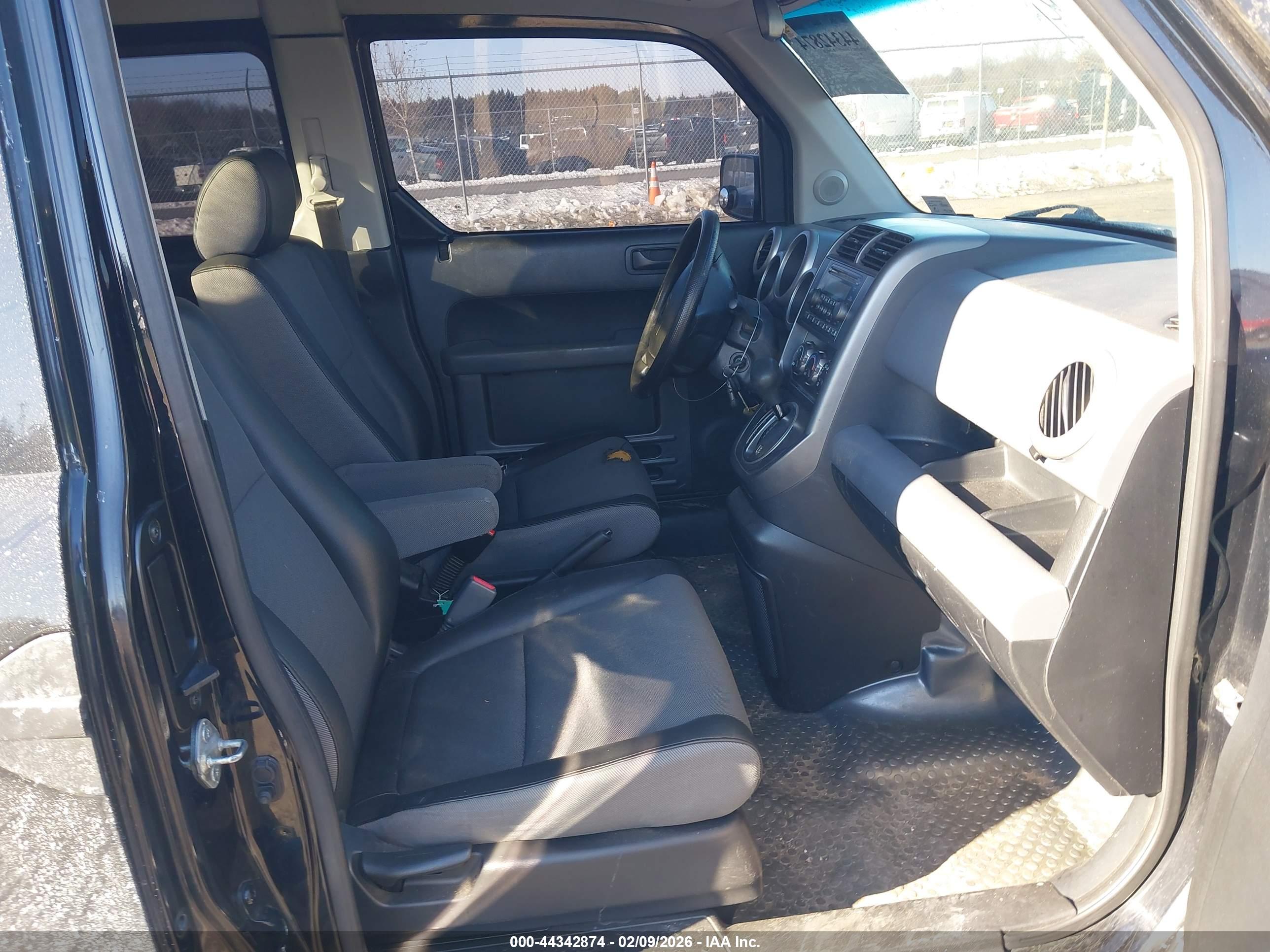 HONDA ELEMENT image 5