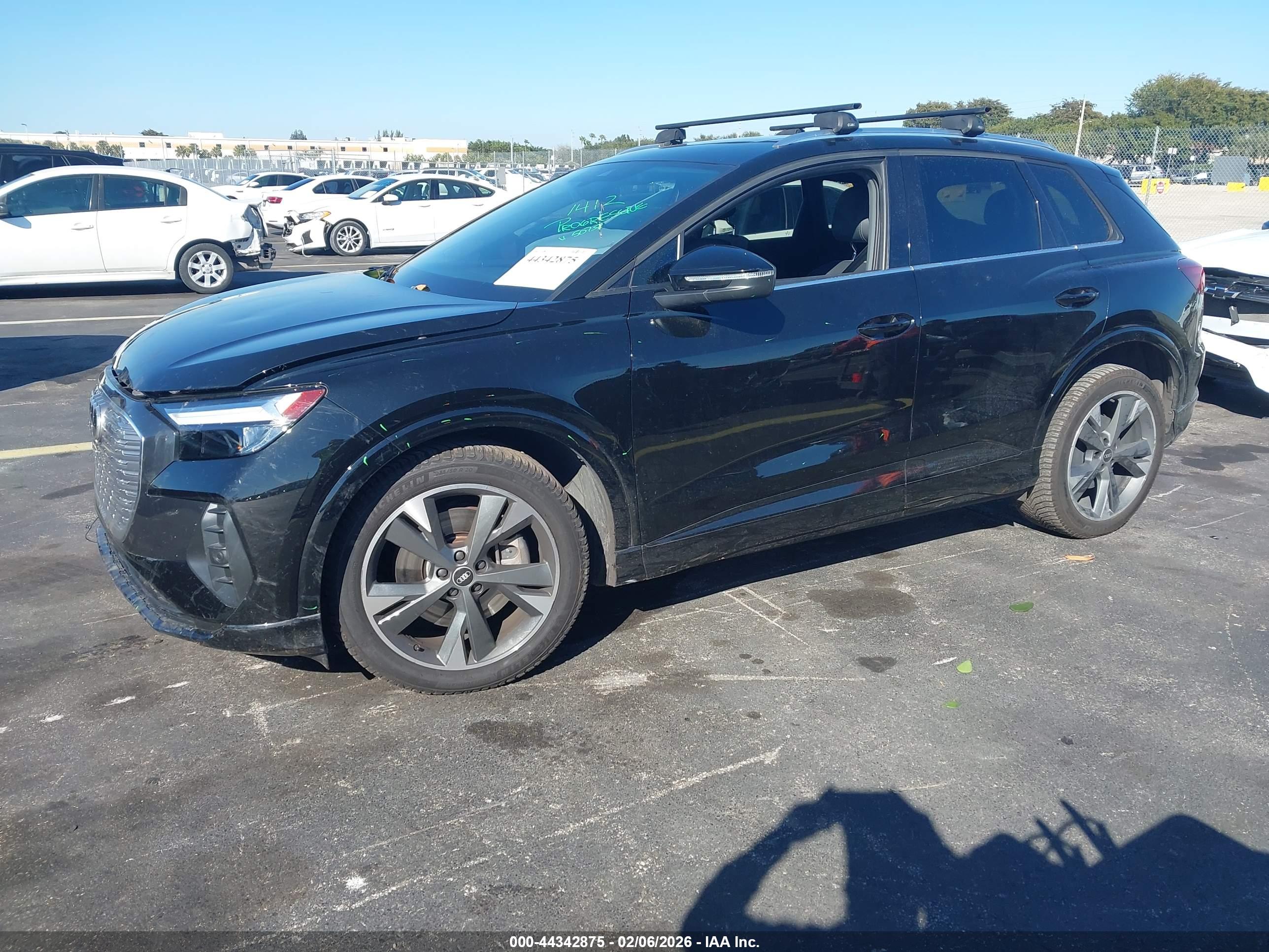 AUDI Q4 image 2