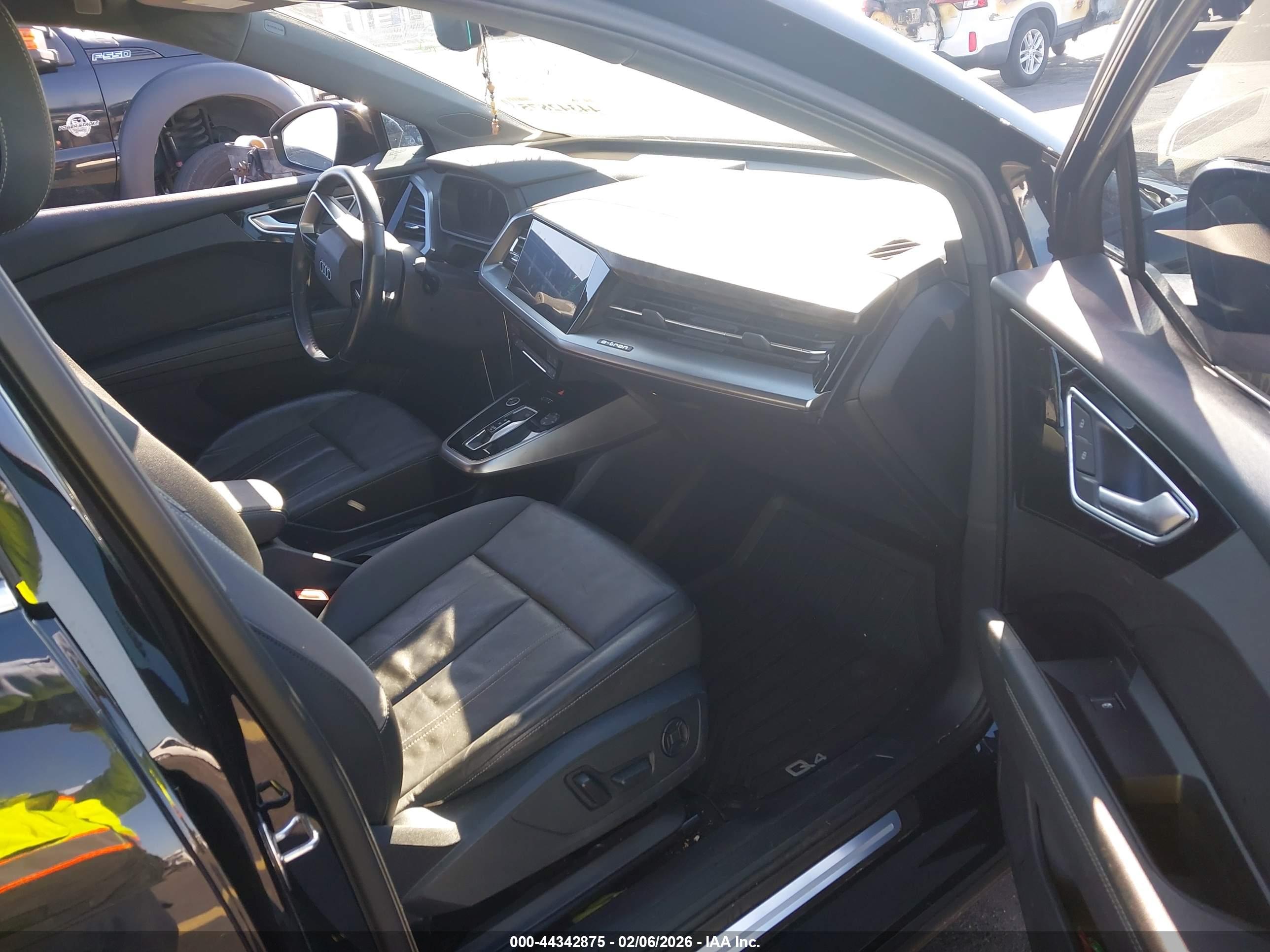 AUDI Q4 image 5