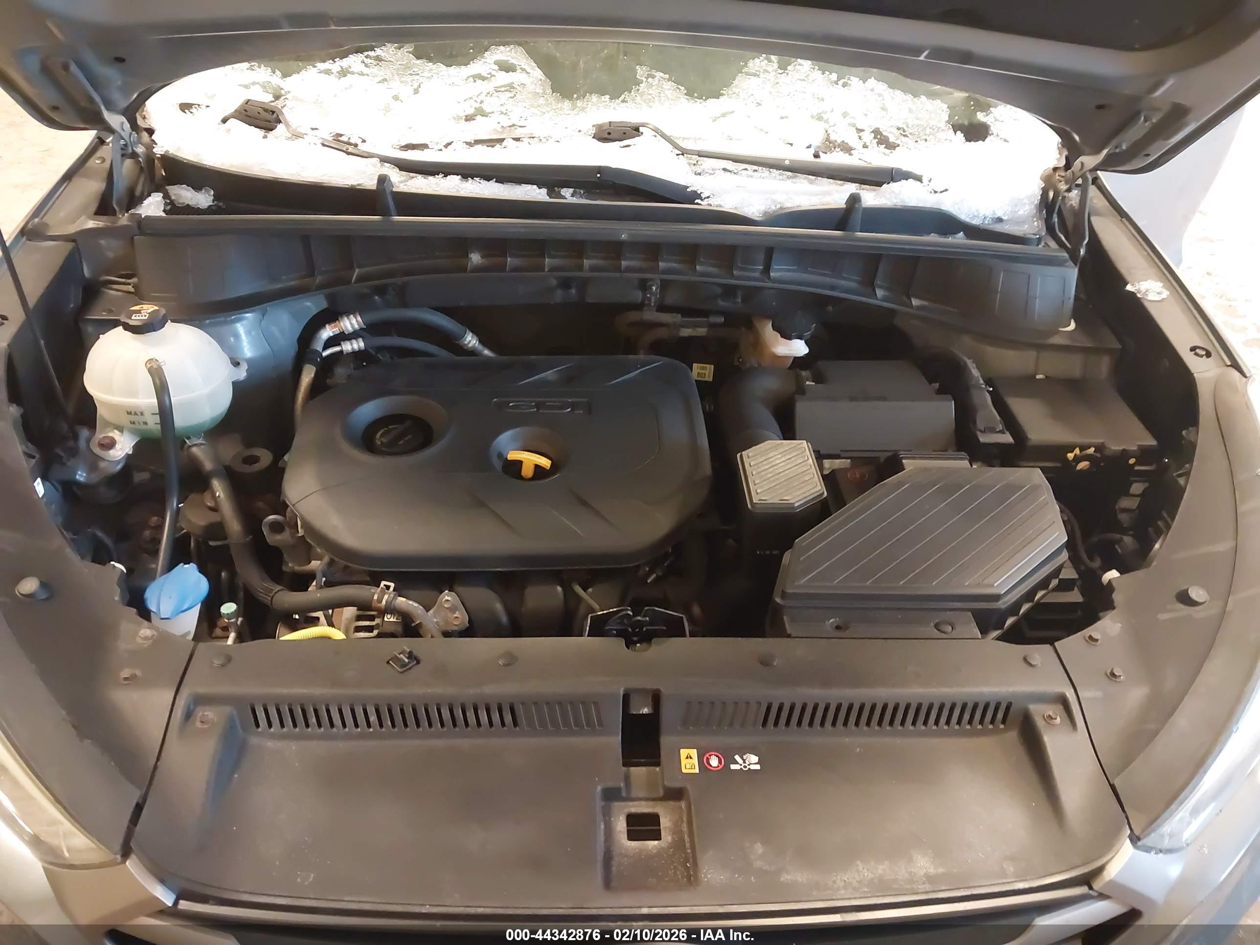 HYUNDAI TUCSON image 10