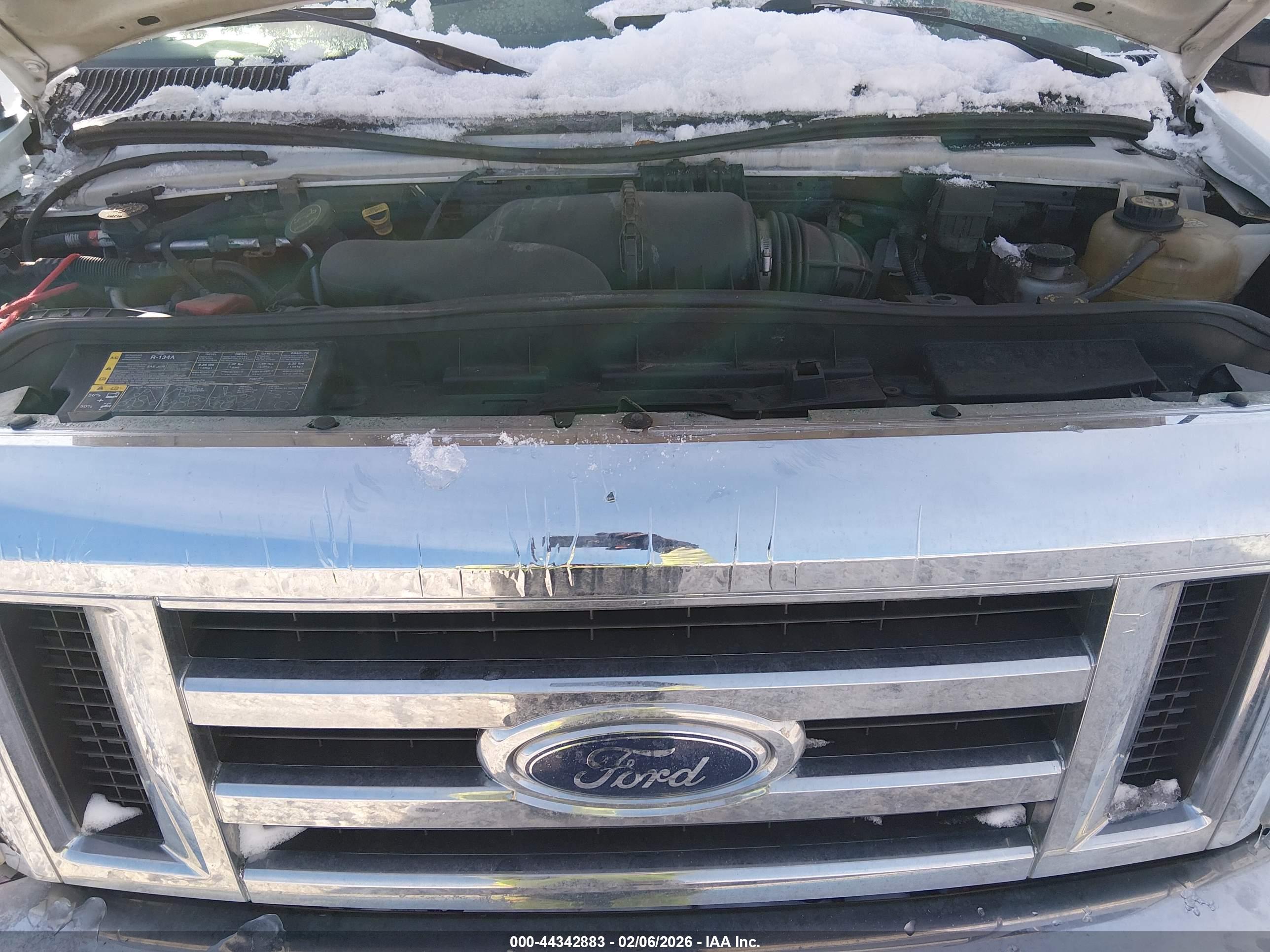 FORD E-250 image 10