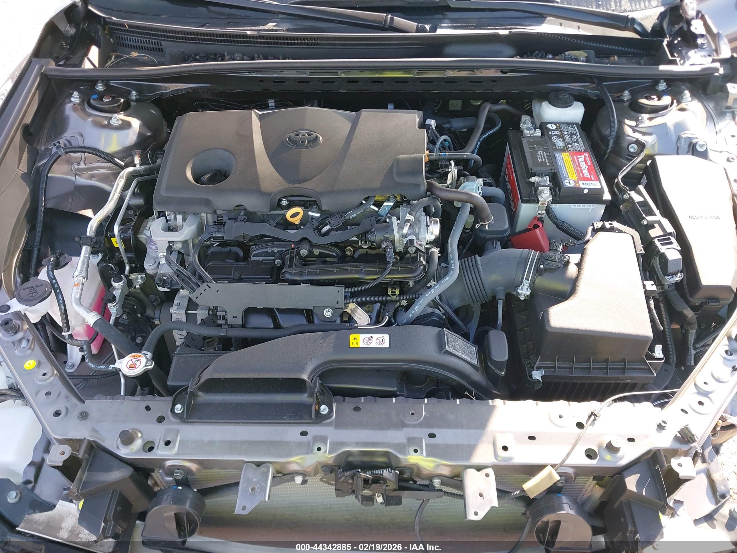 TOYOTA CAMRY image 10